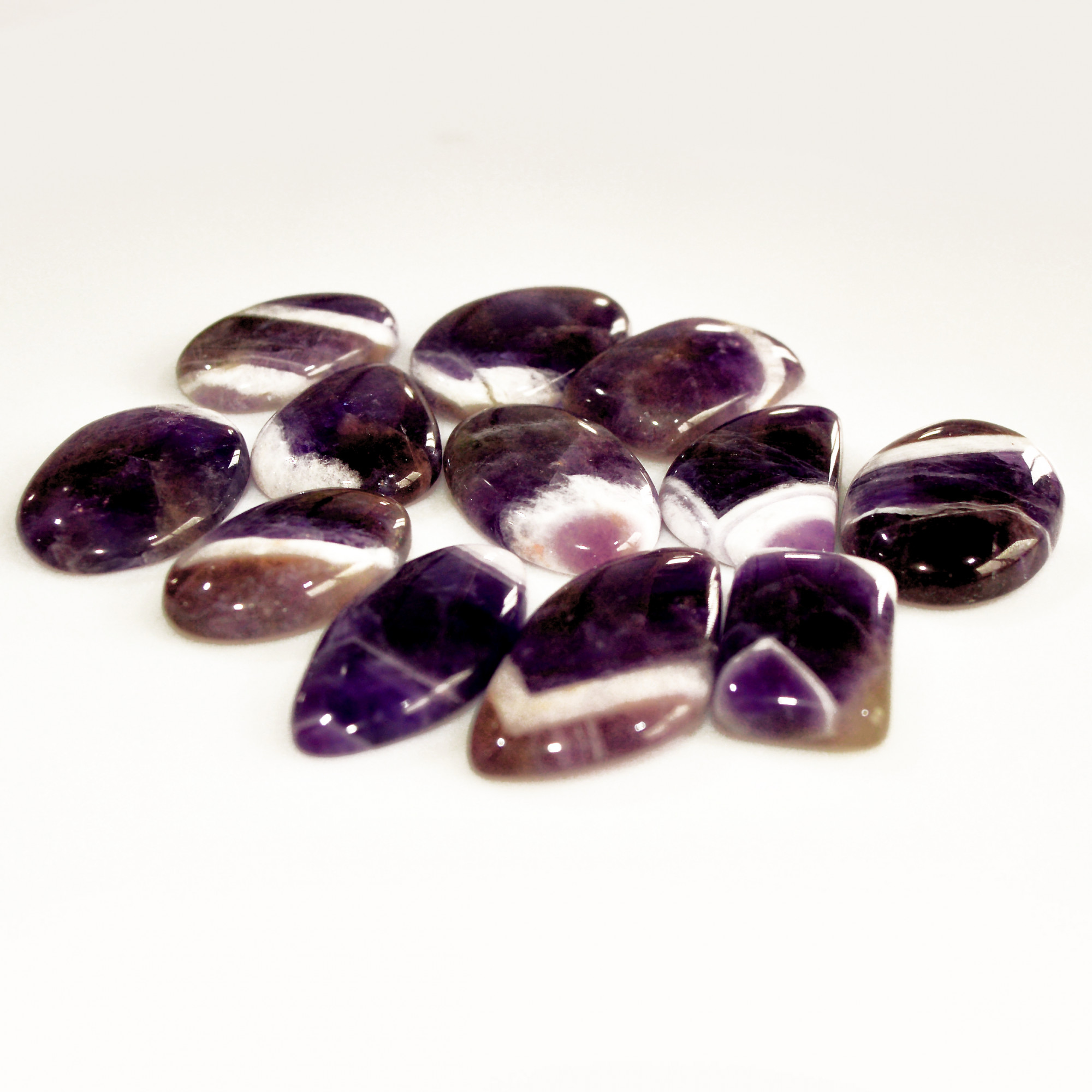 12Pcs 254Ct Natural Amethyst Cabochon Mixed Shapes Gemstone Lot For Pendants Handmade Craft Supplies For Jewelry Making 32x13 22x13mm 15739