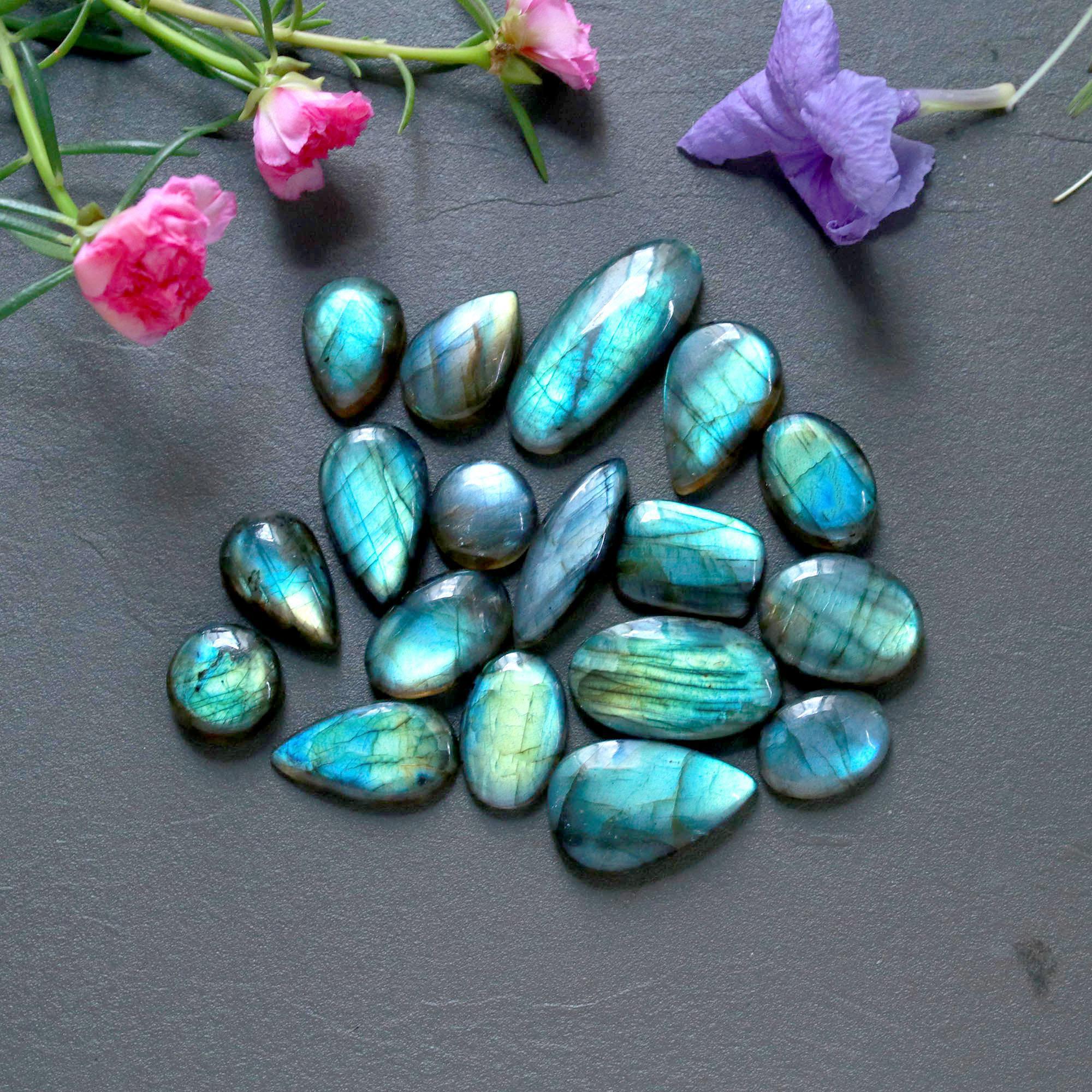 18Pcs 203Ct Natural Labradorite Cabochon Loose Gemstone Lot Mixed Shapes Sizes Healing Crystal For Jewelry Making 30x11 10x10mm 16526
