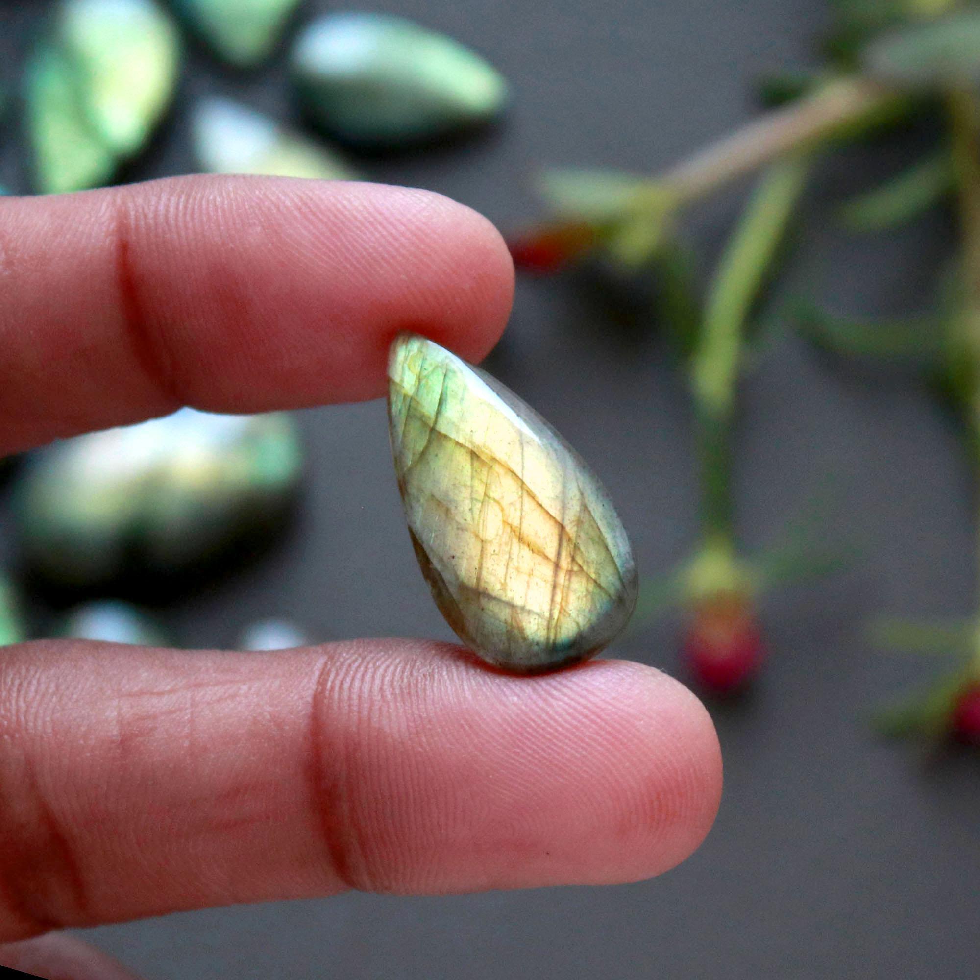 23Pcs 235Ct Natural Labradorite Cabochon Loose Gemstone Lot Craft Supplies For Silver Jewelry Making For Women 25x14 10x10mm 16551