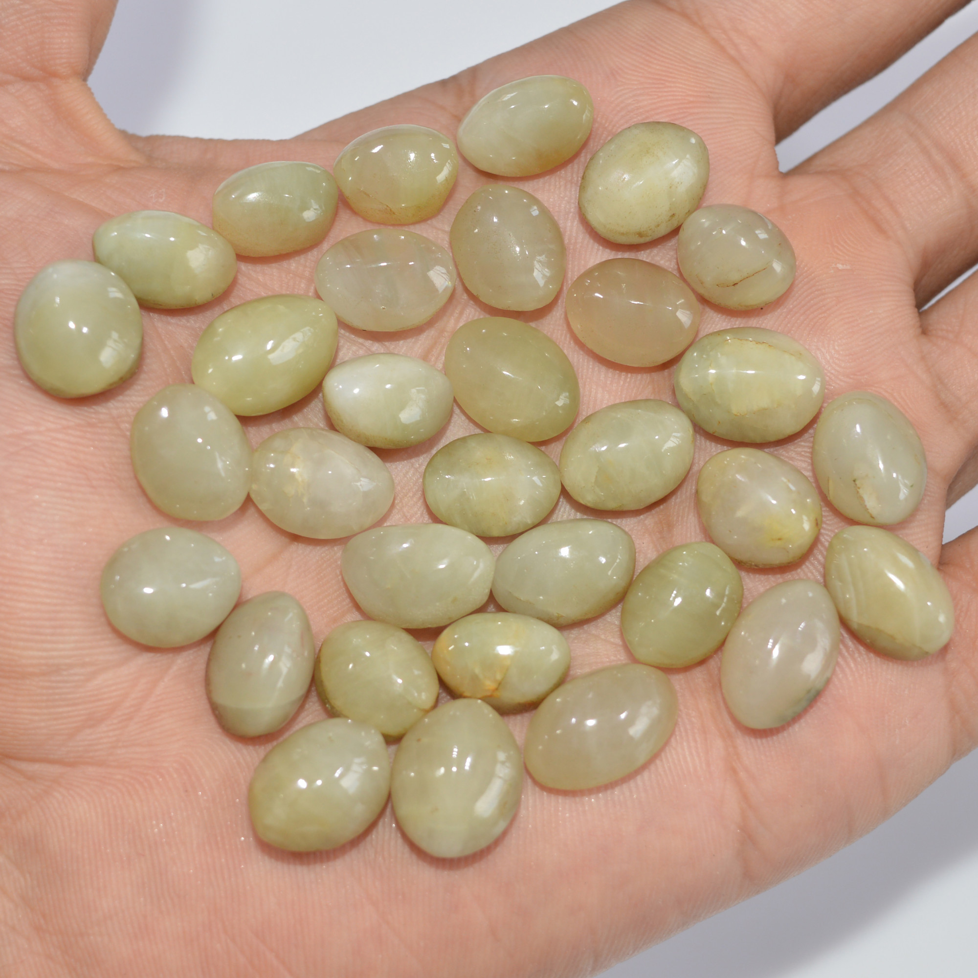 32 Pcs 255 Cts Natural Green Cat Eye Loose Gemstone Lot Back Unpolished Healing Crystal Mixed Shape For Jewelry Making 14x10 10x9mm 16870