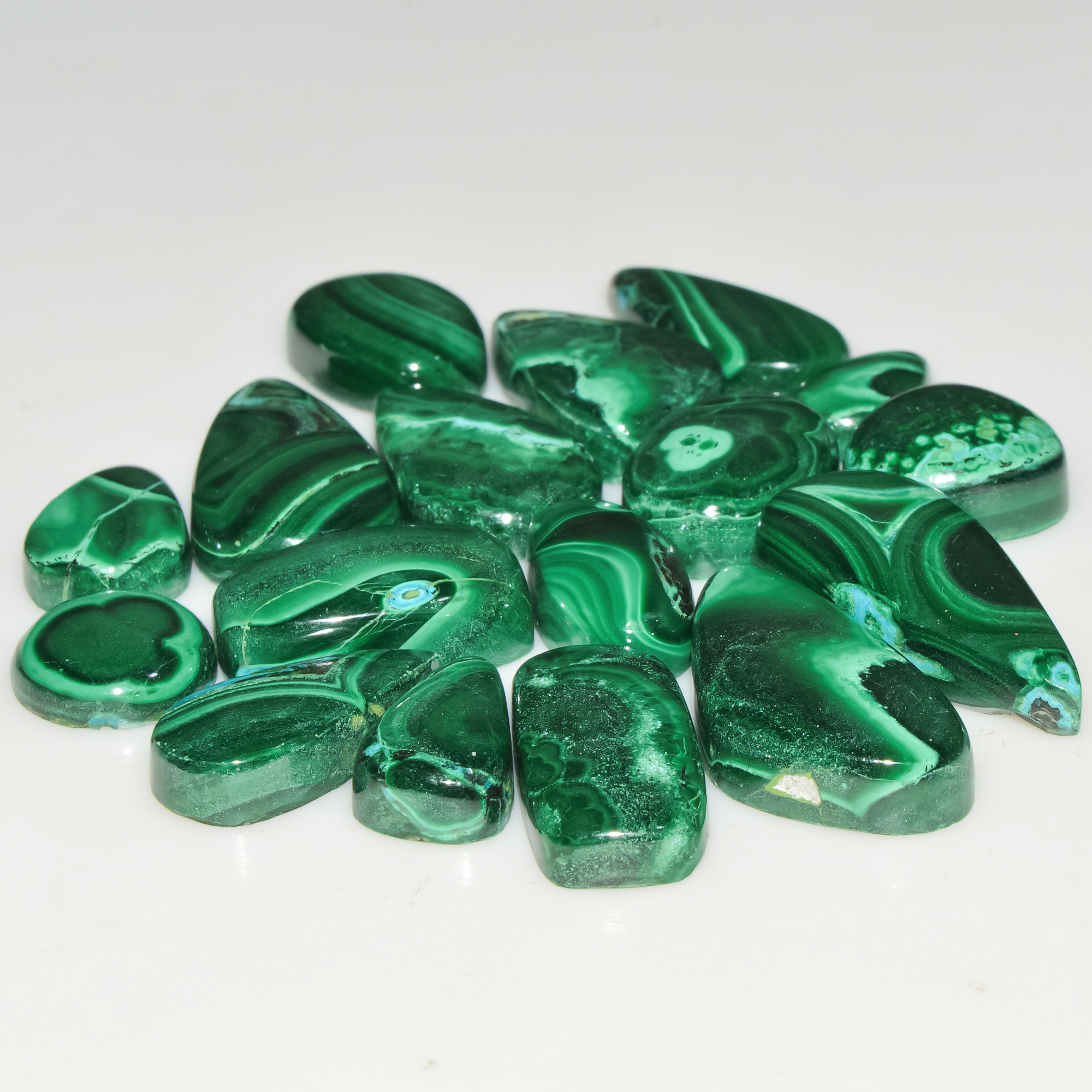 17Pcs 151Cts Natural Green Malachite Loose Cabochon Jewelry Making Gemstone Lot 22X11 11X6mm 18022