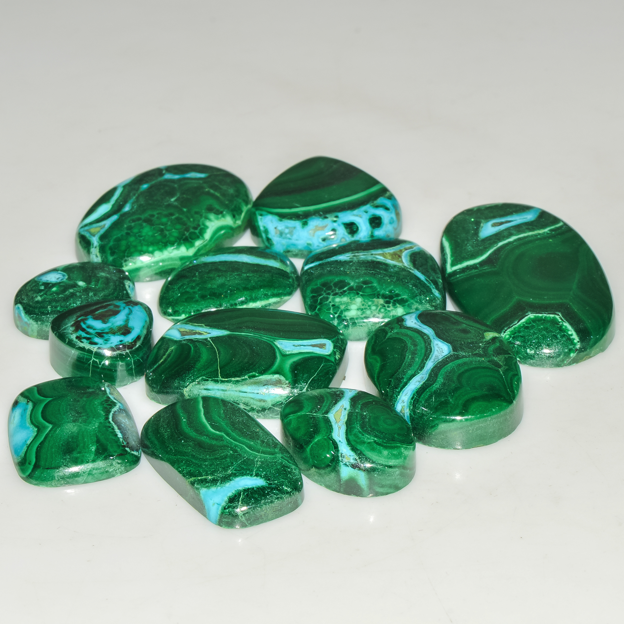 12Pcs 246Cts Natural Green Malachite Cabochon Lot Gemstone Healing Crystals Mix Shapes and Sizes 35x16 13x10mm 18048