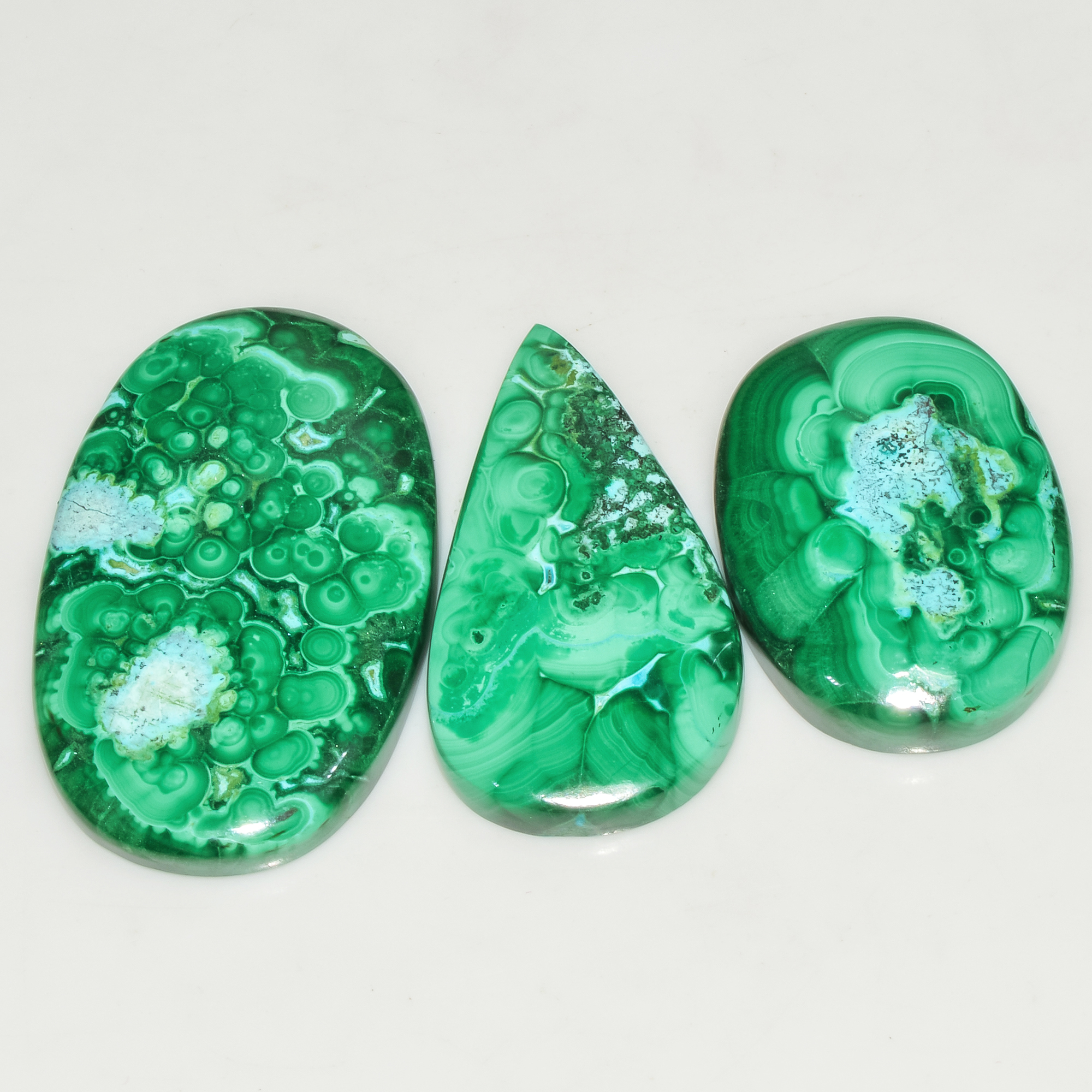3Pcs 240Cts Natural Green Malachite Cabochon Lot Gemstone Healing Crystals Mix Shapes and Sizes 45x26 34x24mm 18053