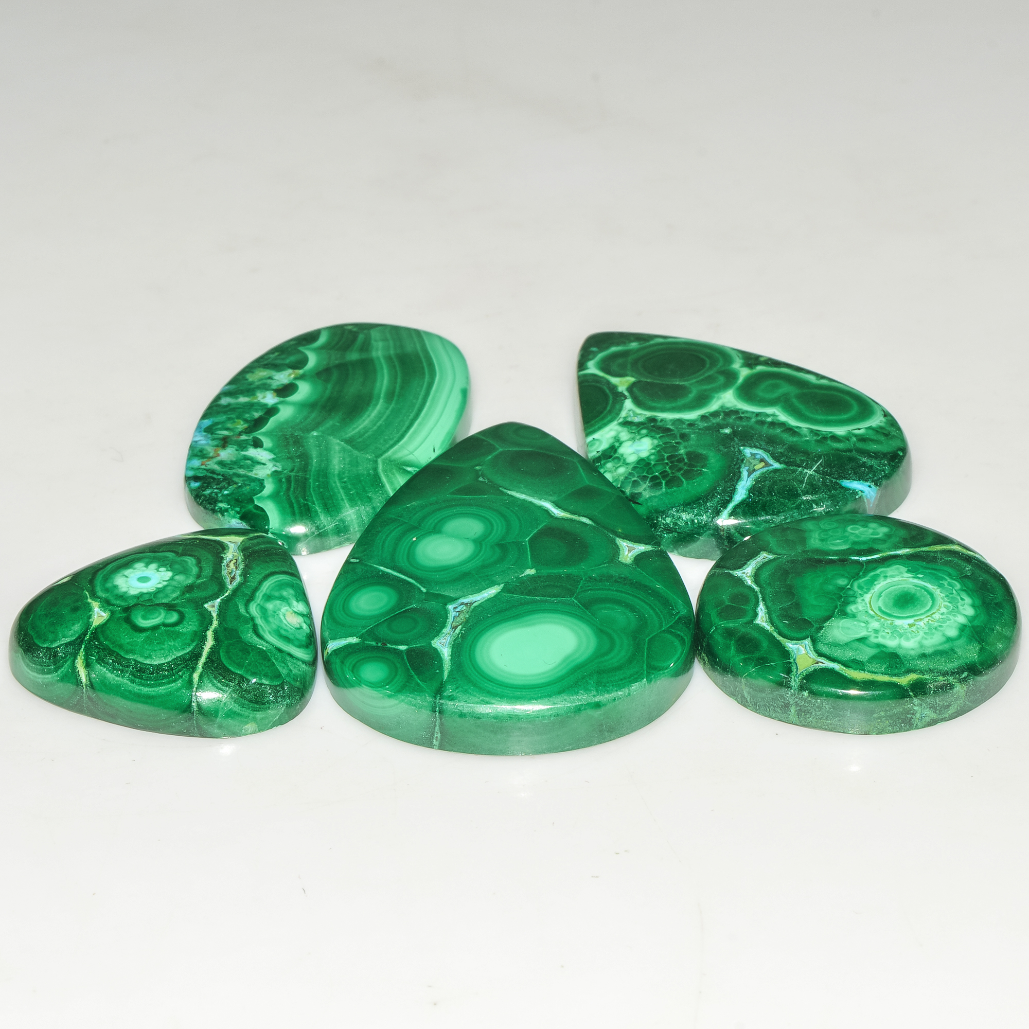 5Pcs 205Cts Natural Green Malachite Cabochon Lot Gemstone Healing Crystals Mix Shapes and Sizes 39x25 21x21mm 18055