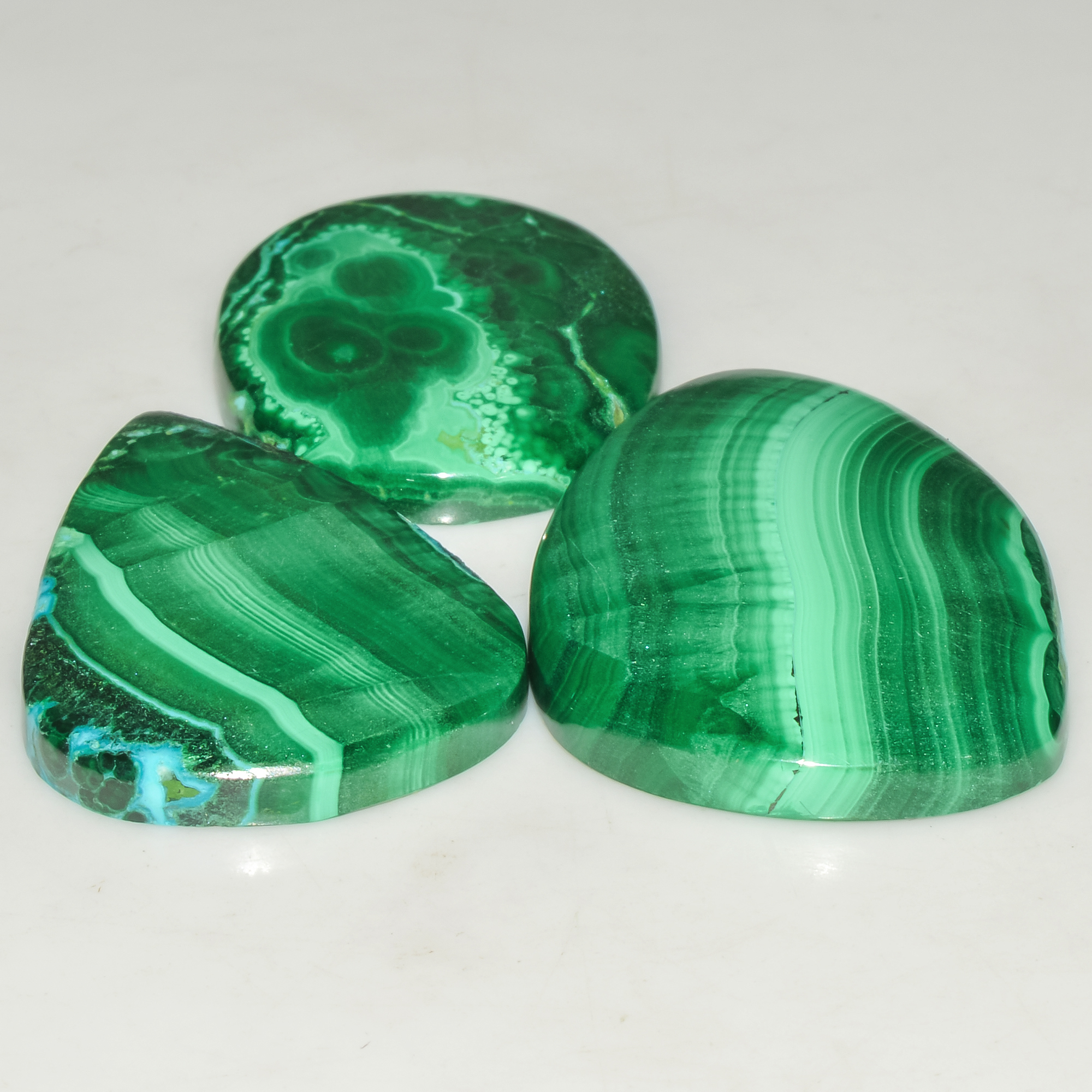 3Pcs 198Cts Natural Green Malachite Cabochon Lot Gemstone Healing Crystals Mix Shapes and Sizes 40x26 30x25mm 18059