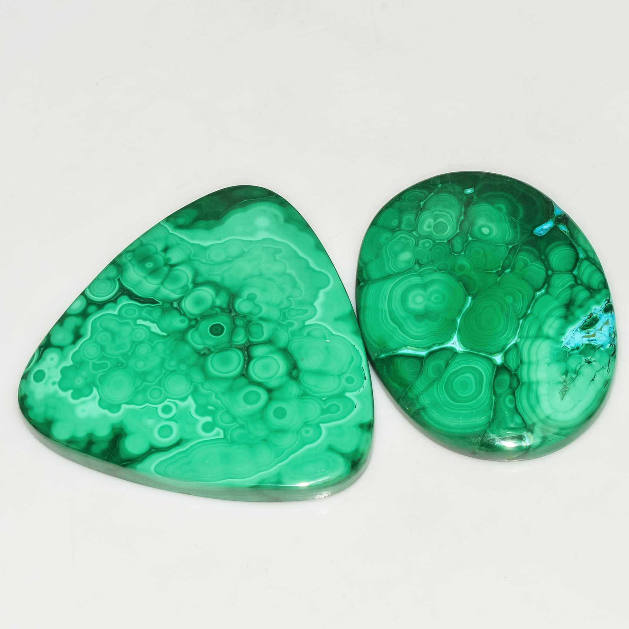 2Pcs 340Cts Natural Green Malachite Cabochon Lot Gemstone Healing Crystals Mix Shapes and Sizes 50x50 48x35mm 18063