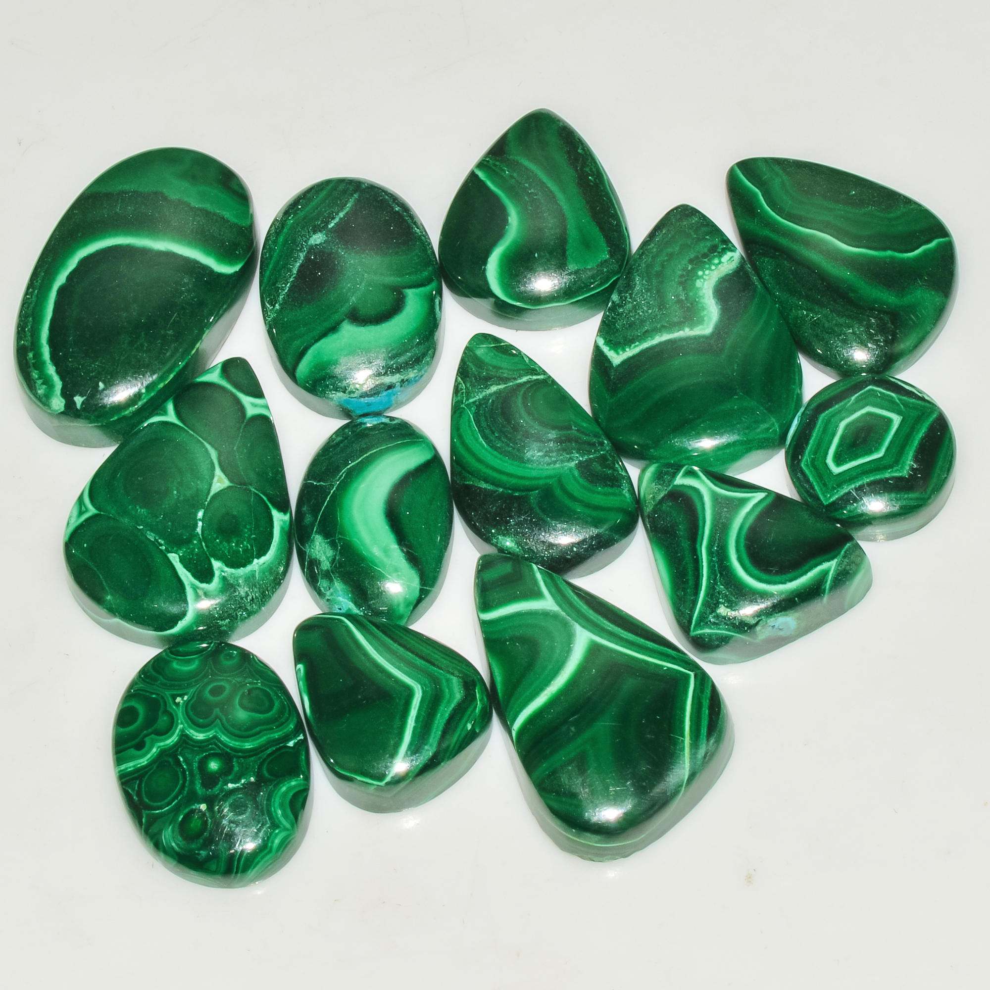 13Pcs 260Cts Malachite Gemstone Lot Natural Crystal For Healing and Reiki 25x15 10x10mm 18073