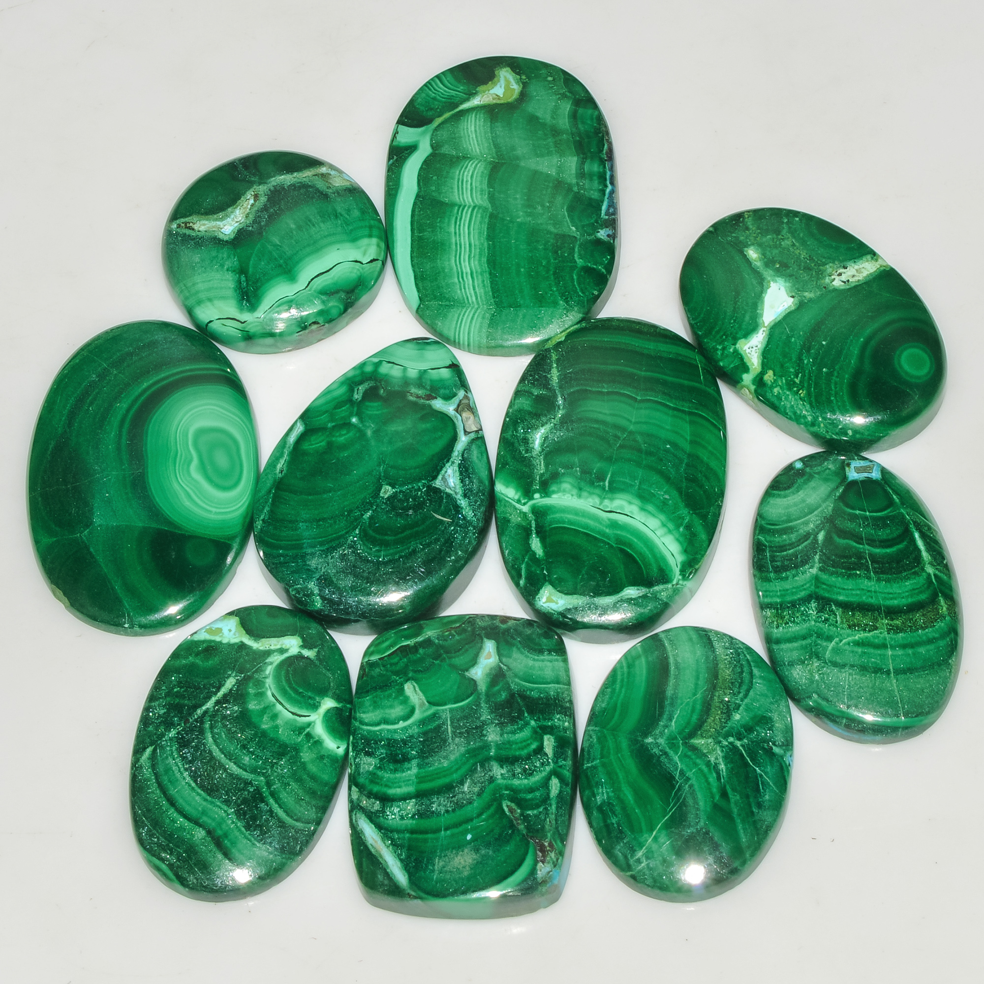 10 Pcs 240 Cts Malachite Gemstone Lot Natural Crystal For Healing and Reiki 29x19 16x16mm 18079