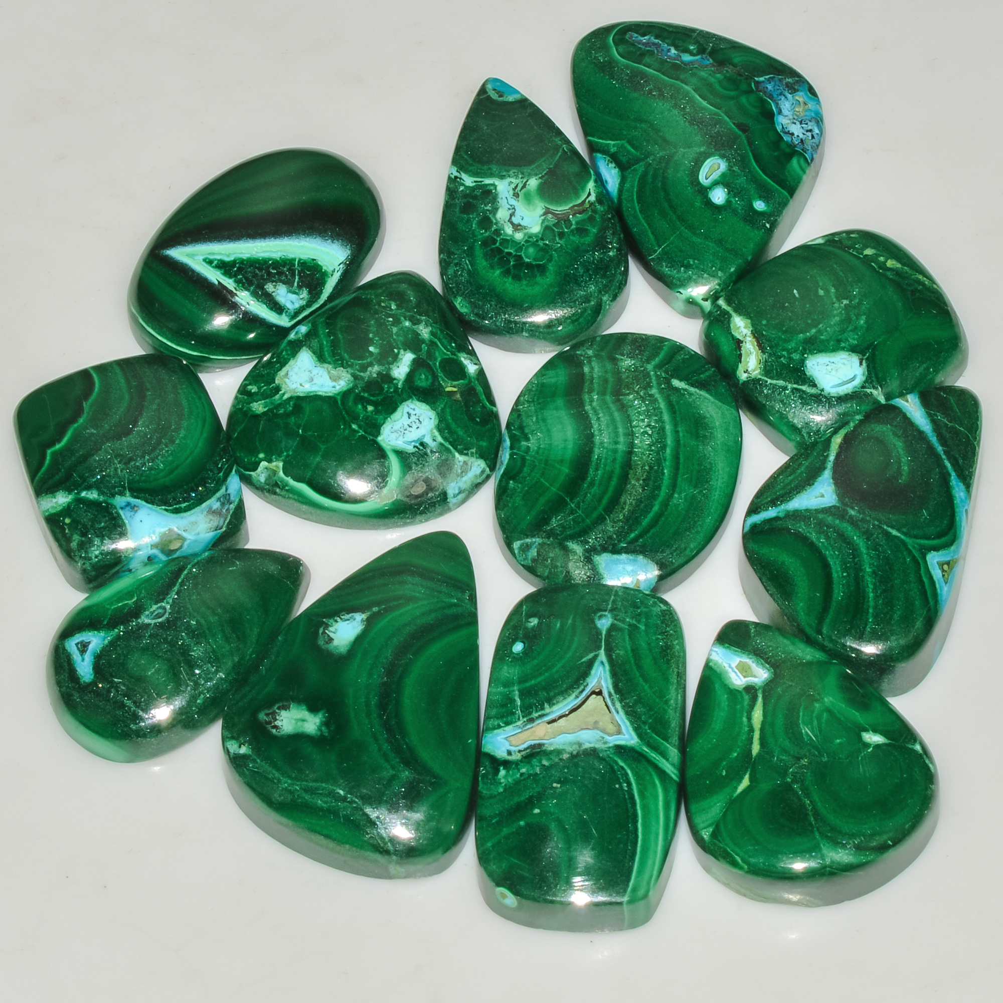 12 Pcs 284 Cts Malachite Gemstone Lot Natural Crystal For Healing and Reiki 25x15 15x13mm 18081