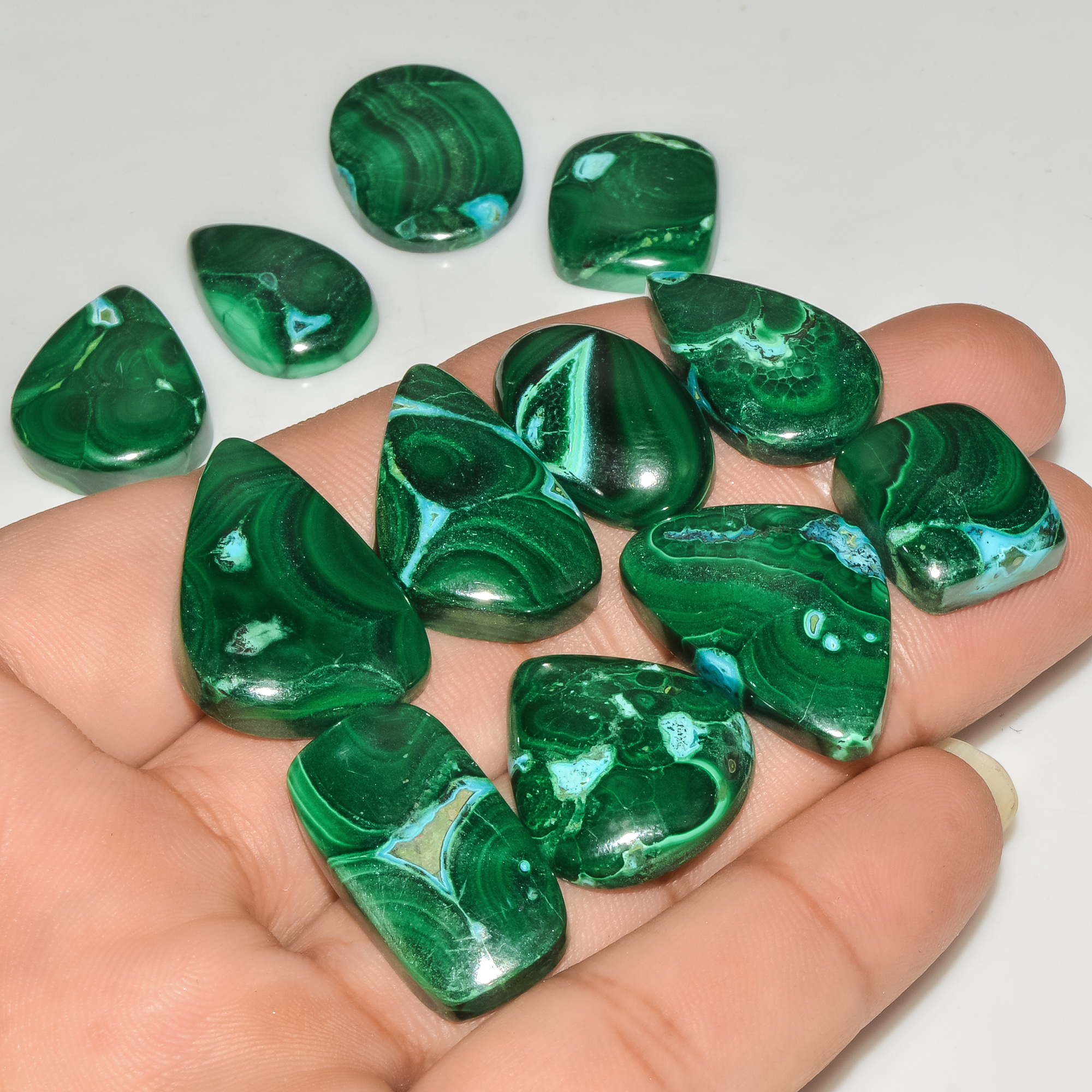 12 Pcs 284 Cts Malachite Gemstone Lot Natural Crystal For Healing and Reiki 25x15 15x13mm 18081