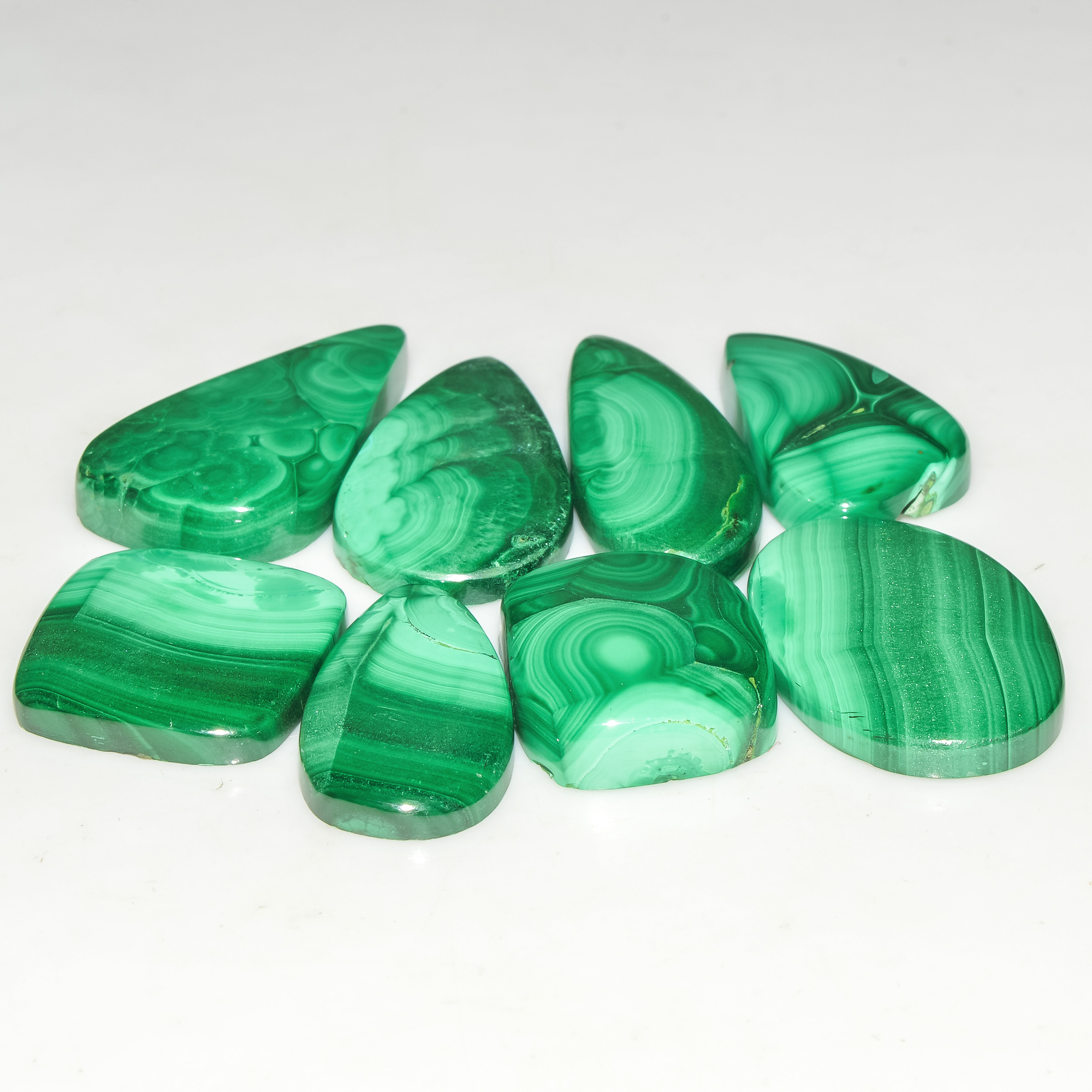 8 Pcs 177 Cts Malachite Gemstone Lot Natural Crystal For Healing and Reiki 30x10 18x15mm 18082