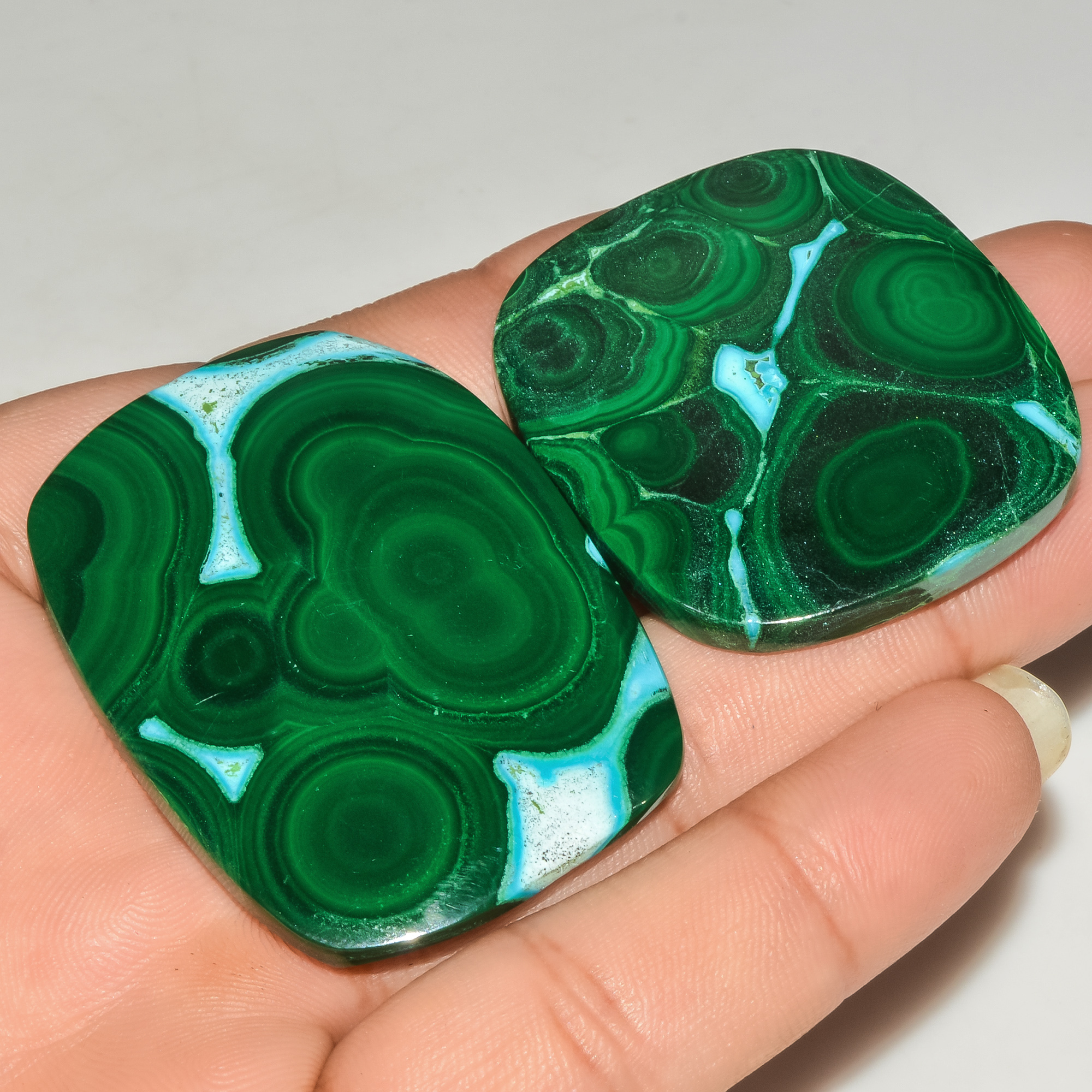 2 Pcs 287 Cts Malachite Gemstone Lot Natural Crystal For Healing and Reiki 50x35 44x34mm 18091