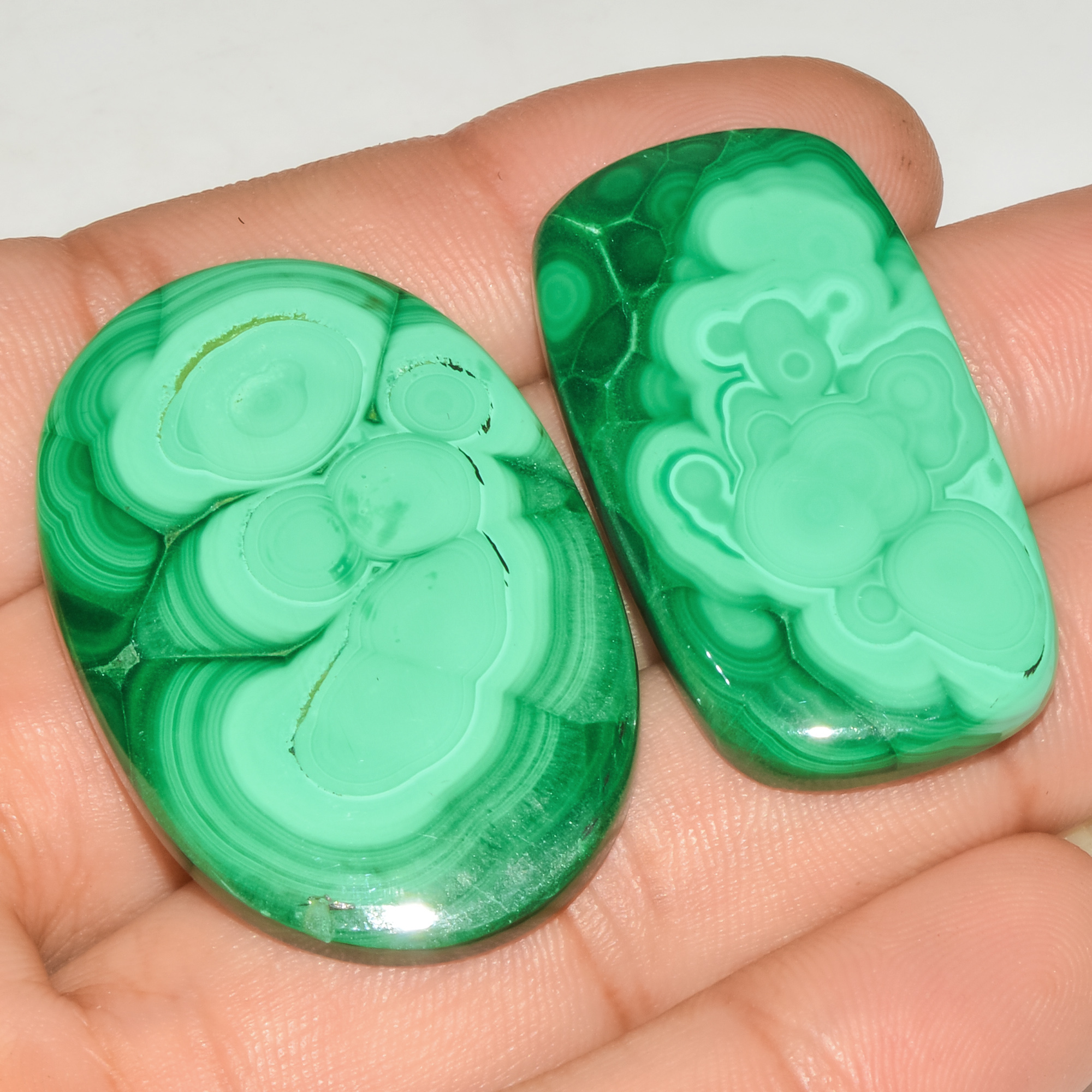 2 Pcs 153 Cts Malachite Gemstone Lot Natural Crystal For Healing and Reiki 40x26 38x20mm 18093
