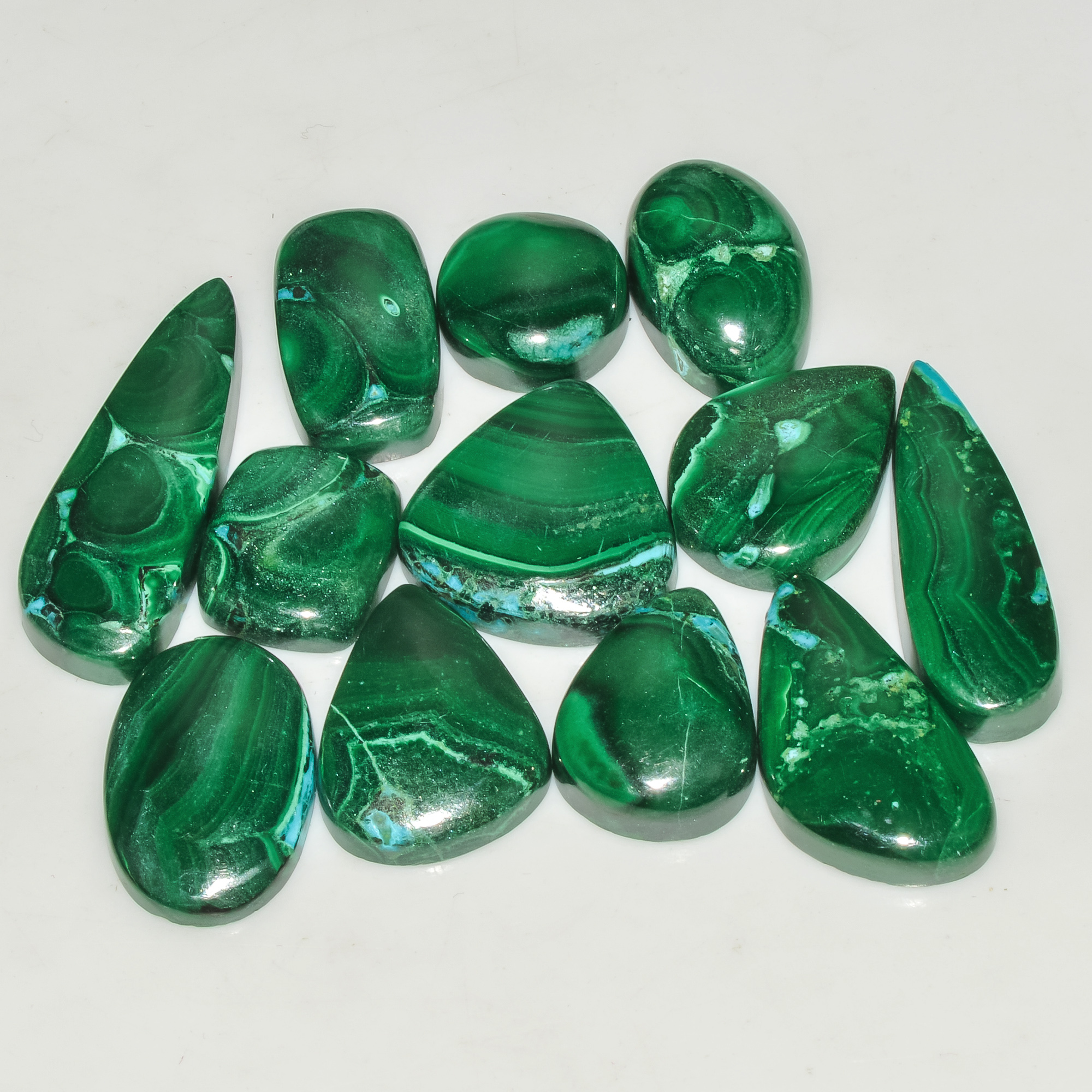 12 Pcs 252 Cts Malachite Gemstone Lot Natural Crystal For Healing and Reiki 34x10 14x14mm 18102