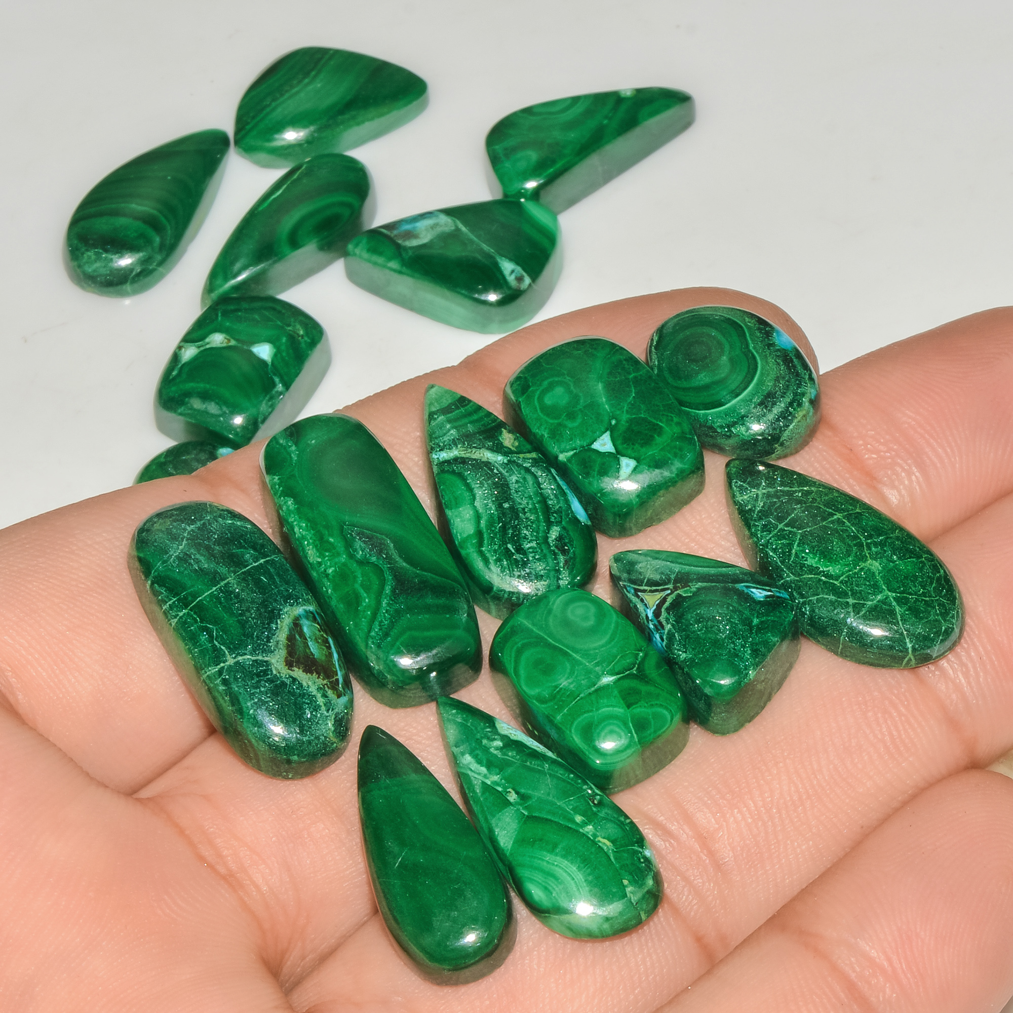 18 Pcs 221 Cts Malachite Gemstone Lot Natural Crystal For Healing and Reiki 24x10 15x10mm 18103