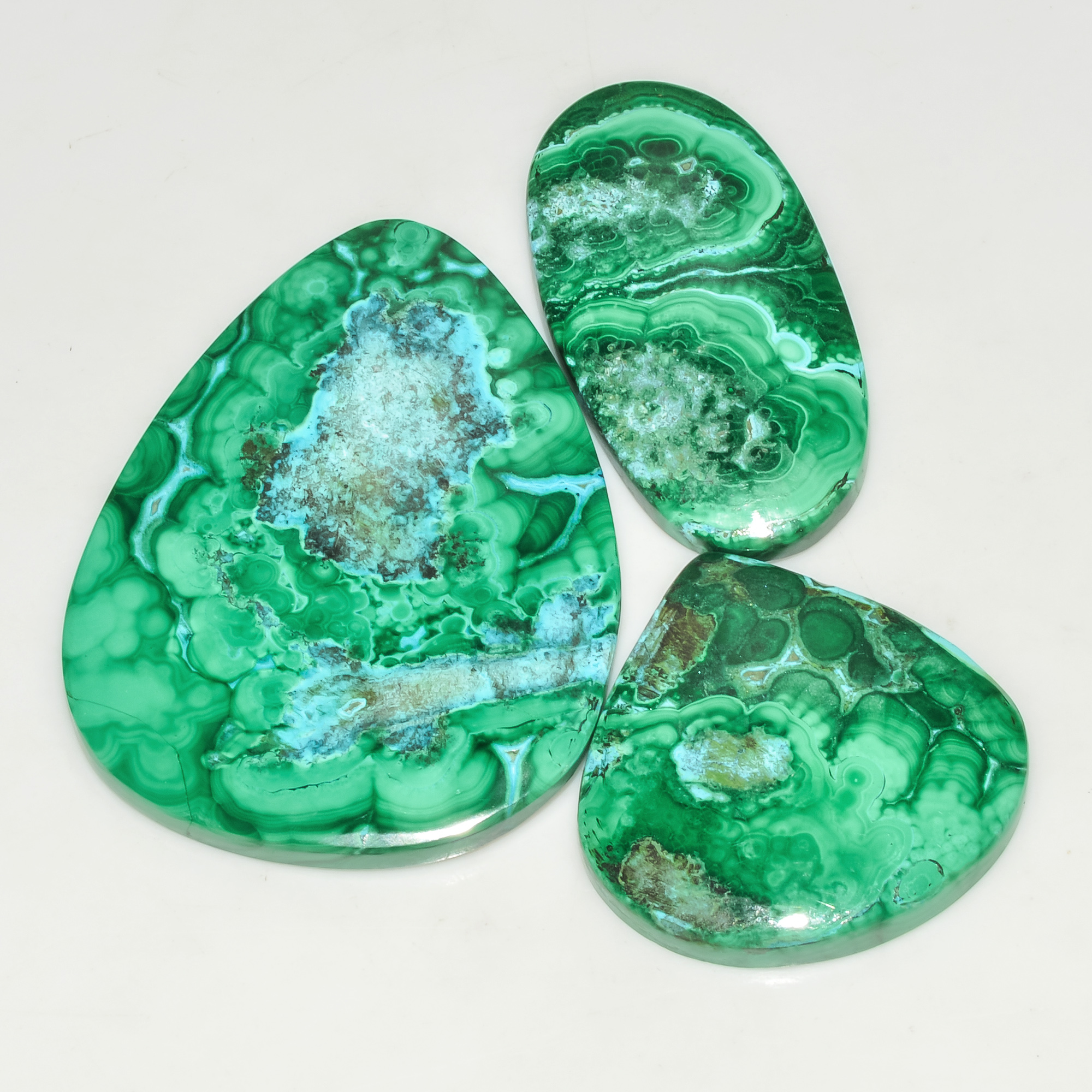 3 Pcs 302 Cts Malachite Gemstone Lot Natural Crystal For Healing and Reiki 55x41 34x34mm 18105