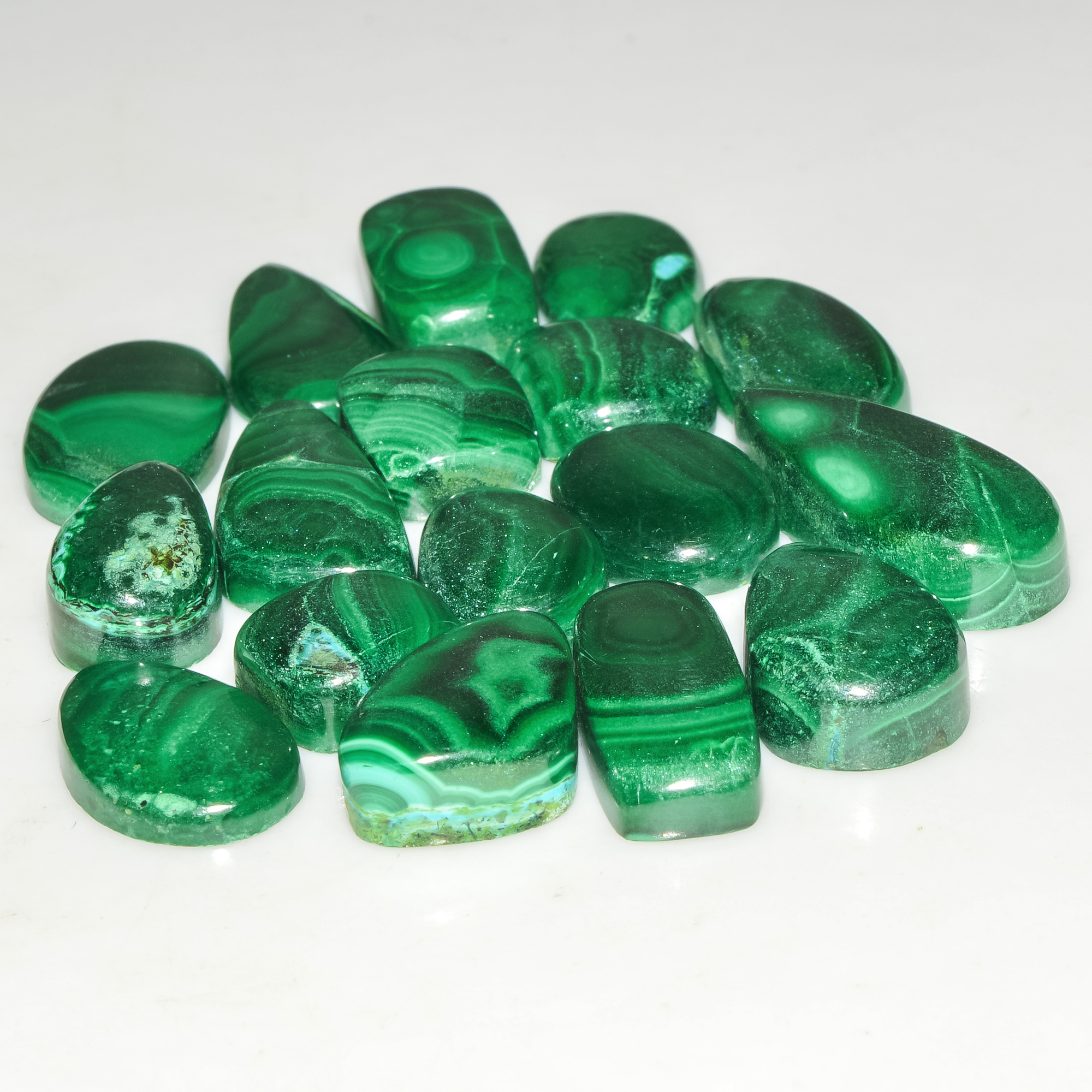 17 Pcs 189 Cts Green Malachite AAA Quality Natural Gemstone Cabochon Lot For Pendants 24x10 10x9mm 18123