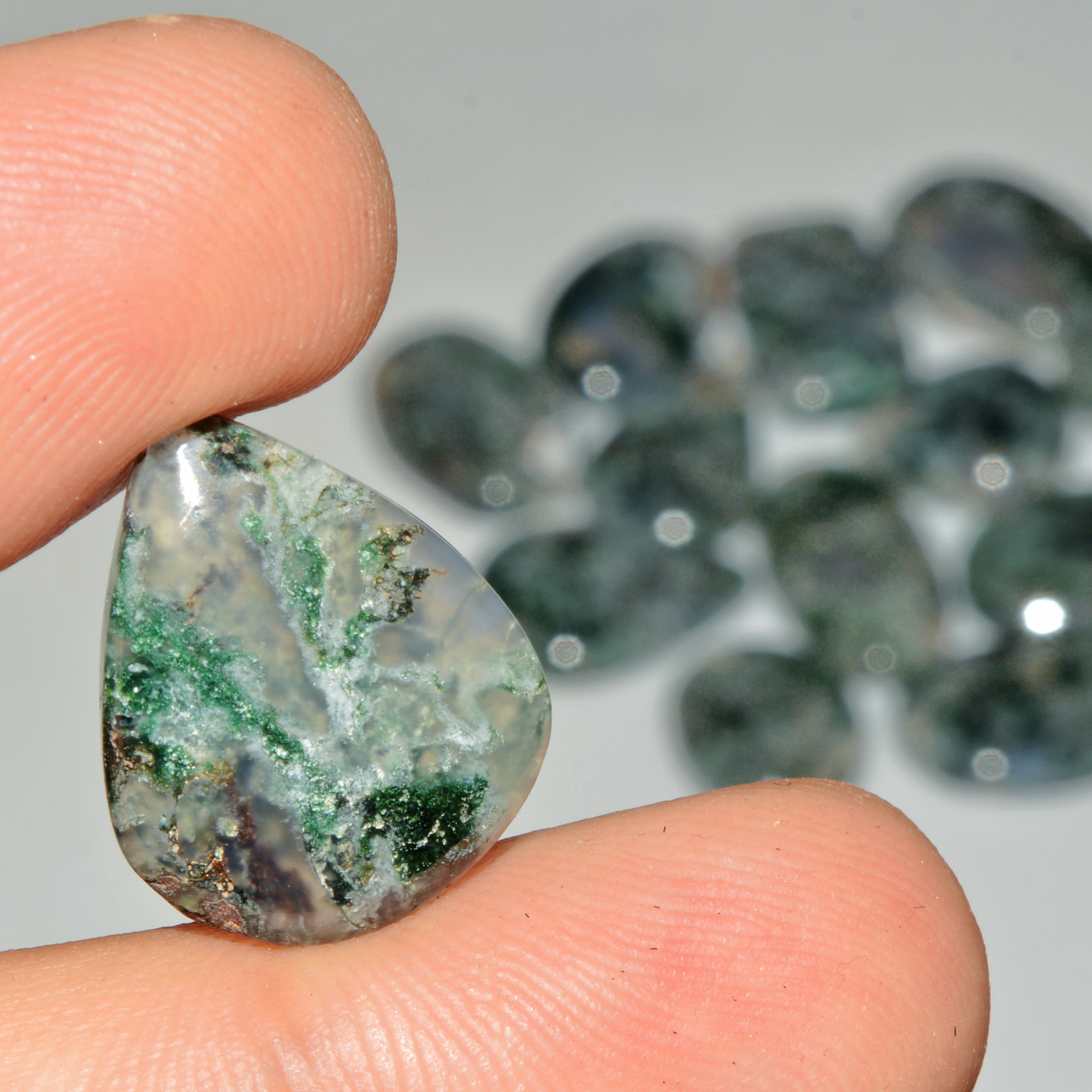 13 Pcs 189 Cts Natural Semi-Precious Gemstone Green Moss Agate Mixed Shapes 24x13 16x14mm 18216