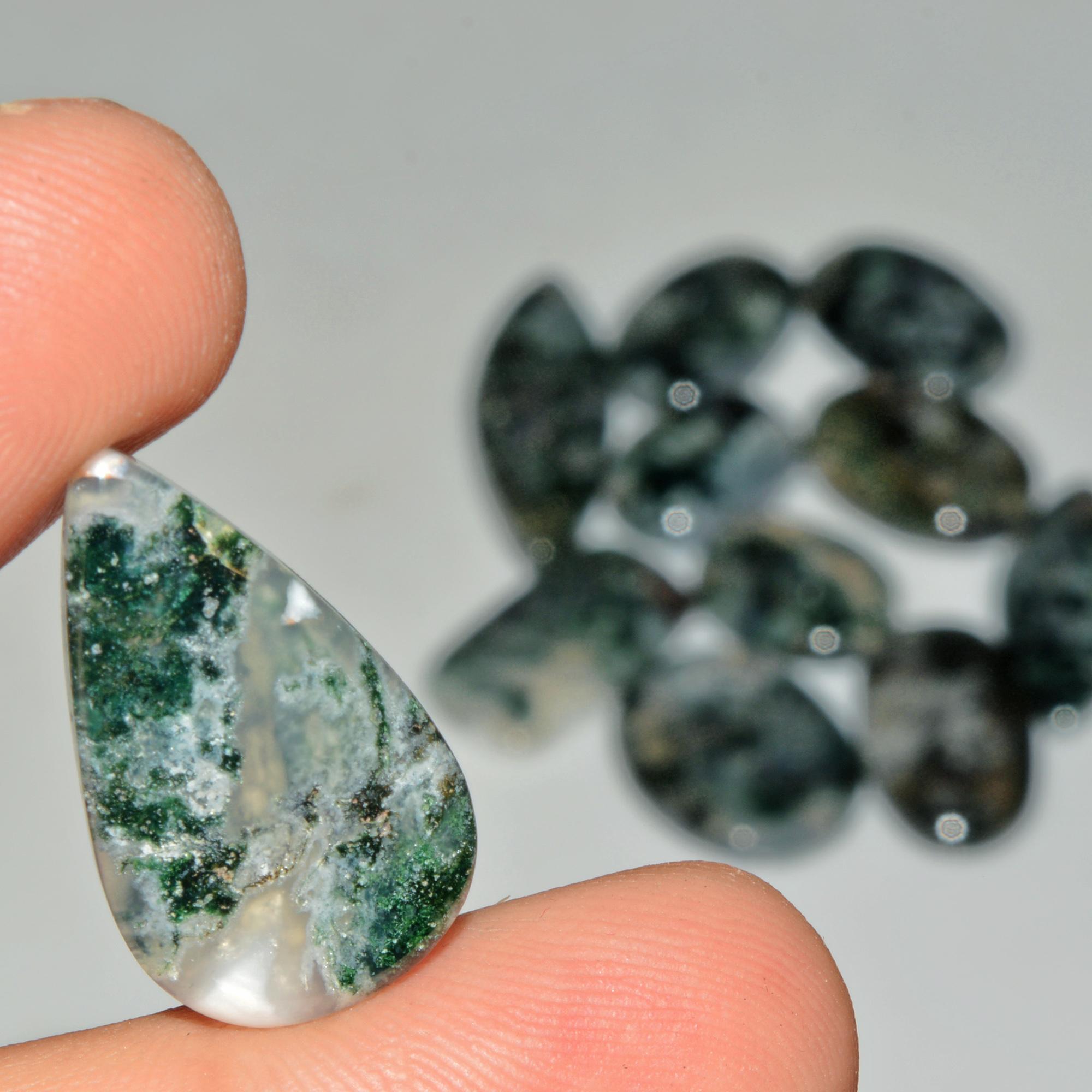 11 Pcs 185 Cts  Natural Semi-Precious Gemstone Green Moss Agate Mixed Shapes 36x13 18x14mm 18218