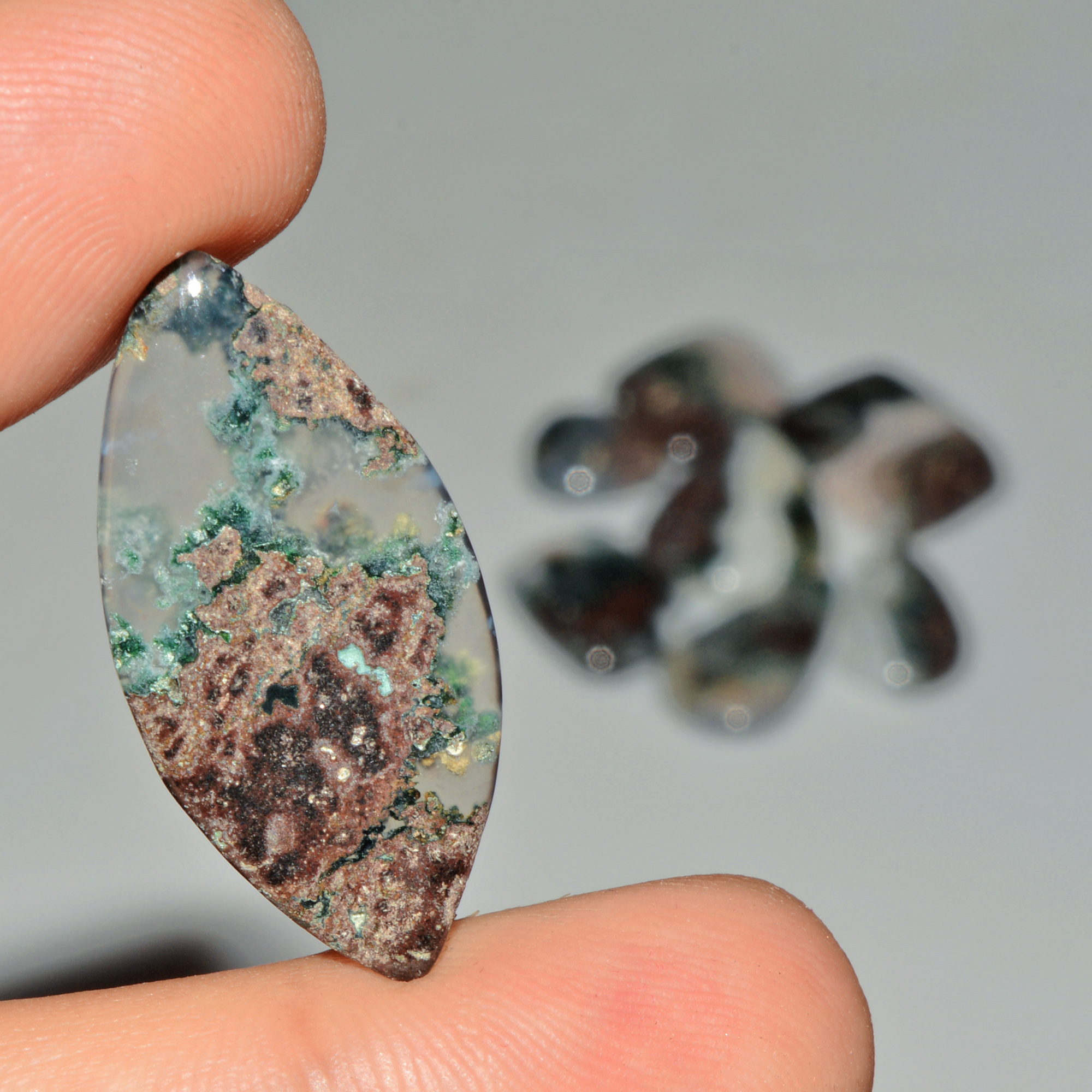 8 Pcs 129 Cts  Natural Semi-Precious Gemstone Green Moss Agate Mixed Shapes 32x14 15x13mm 18232