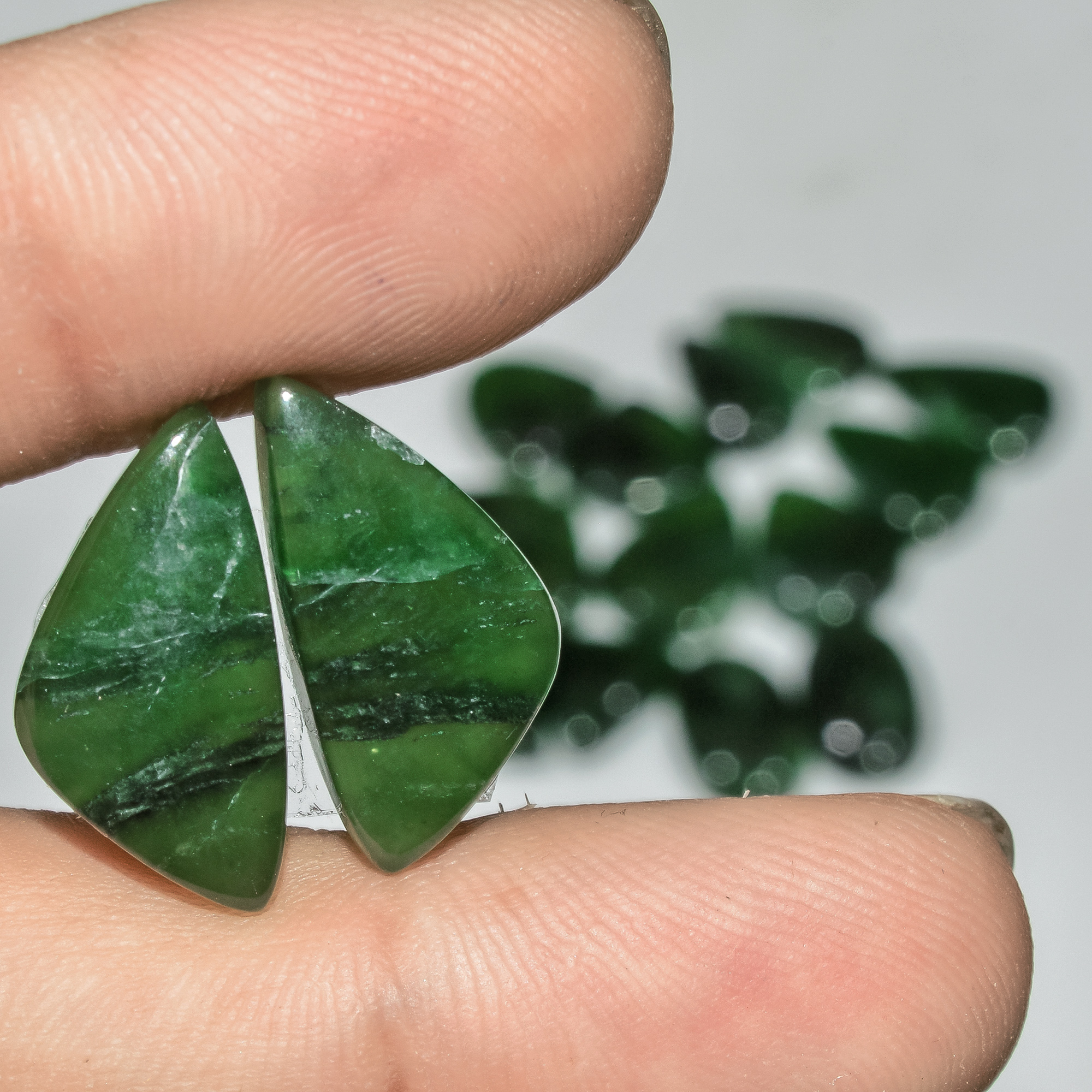 8 Pairs 98 Cts Green Serpentine Loose Cabochon Natural Matching Pairs Semi-Precious Gemstones 19x9 14x9mm 18287