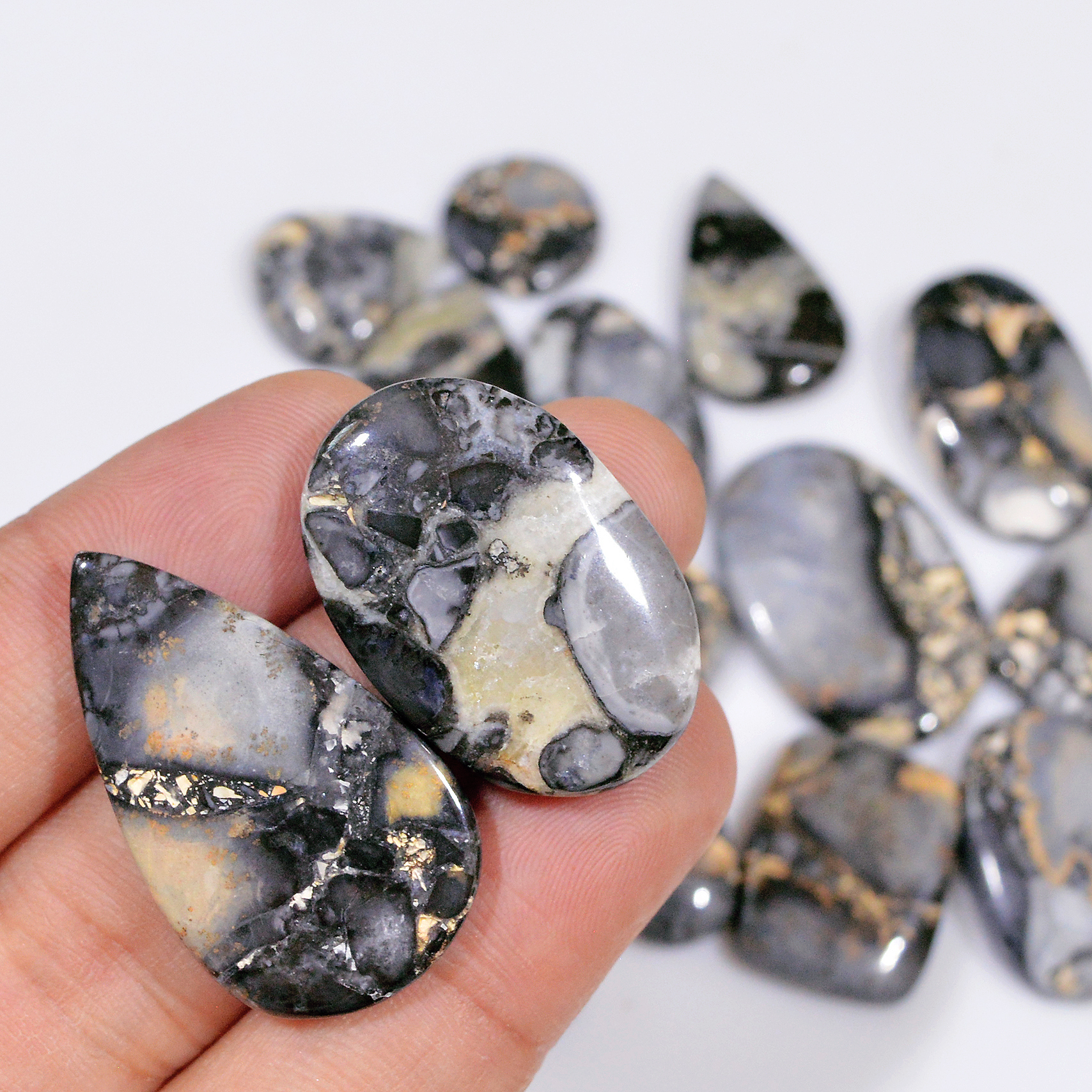 17 Pcs 289 Cts Natural Maligano Jasper Cabochon Handmade Healing and Reiki Gemstone 34x19 14x14mm 18436