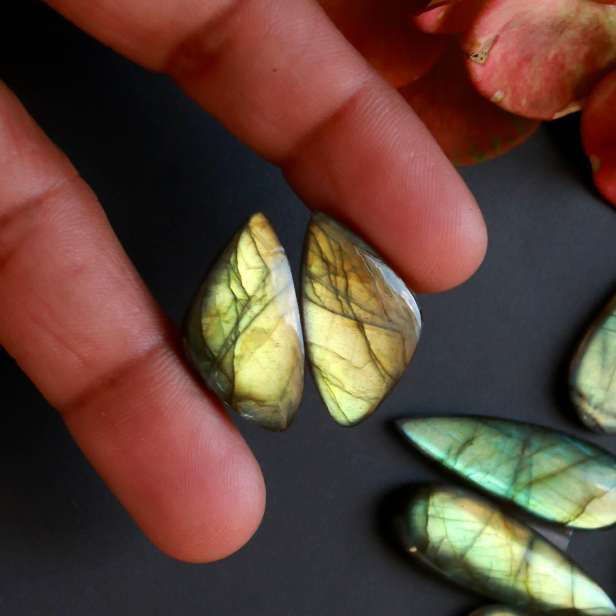 8Pairs 159Cts Natural Labradorite Gemstone Cabochon Pairs30x10 13x13mm 18533