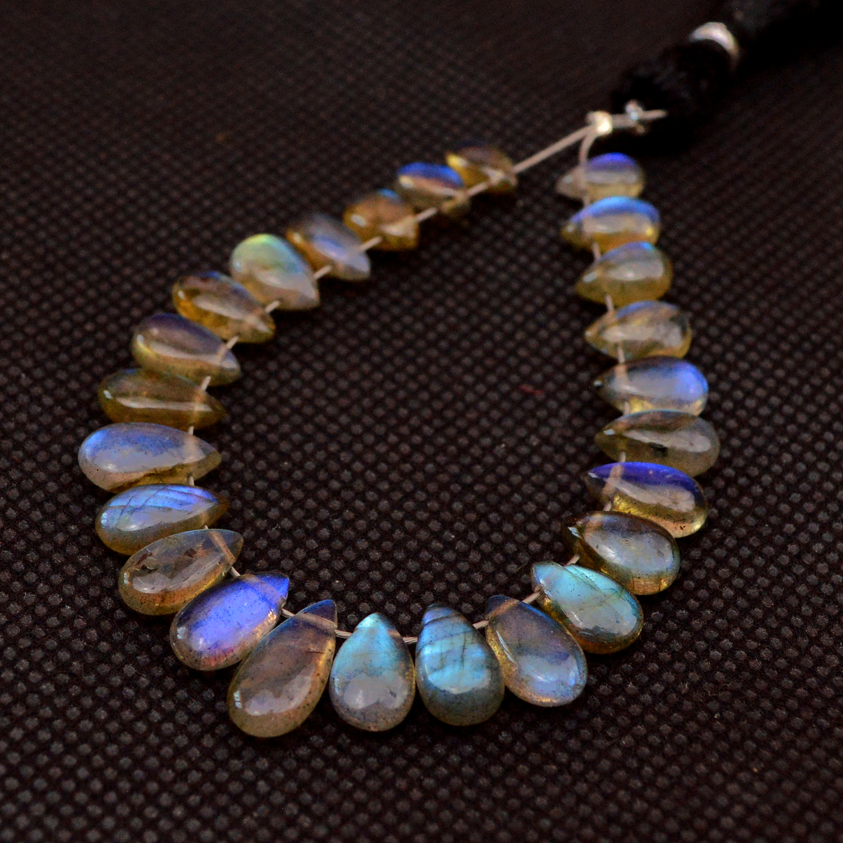 25 Pcs 33 Cts Natural Labradorite Loose Briolette Gemstone Lot 10x5 6x5mm 18568