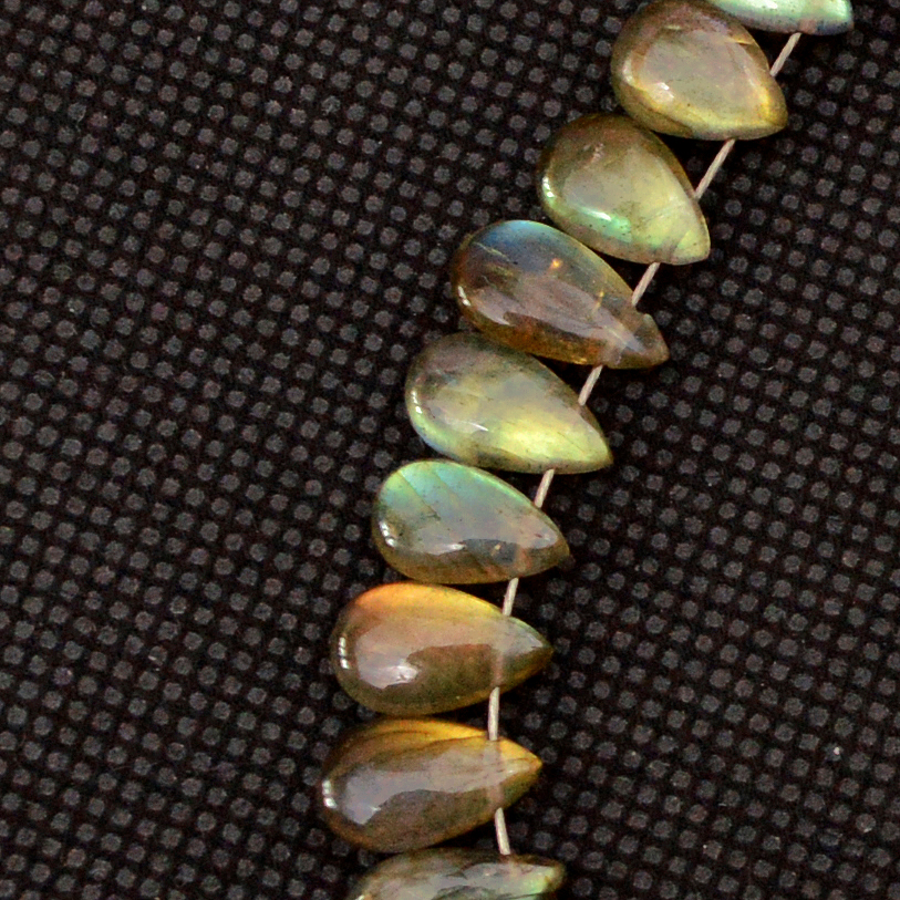 26 Pcs 51 Cts Natural Labradorite Drop Beads Side Drilled Briolette Gemstone 13x5 6x4mm 18575