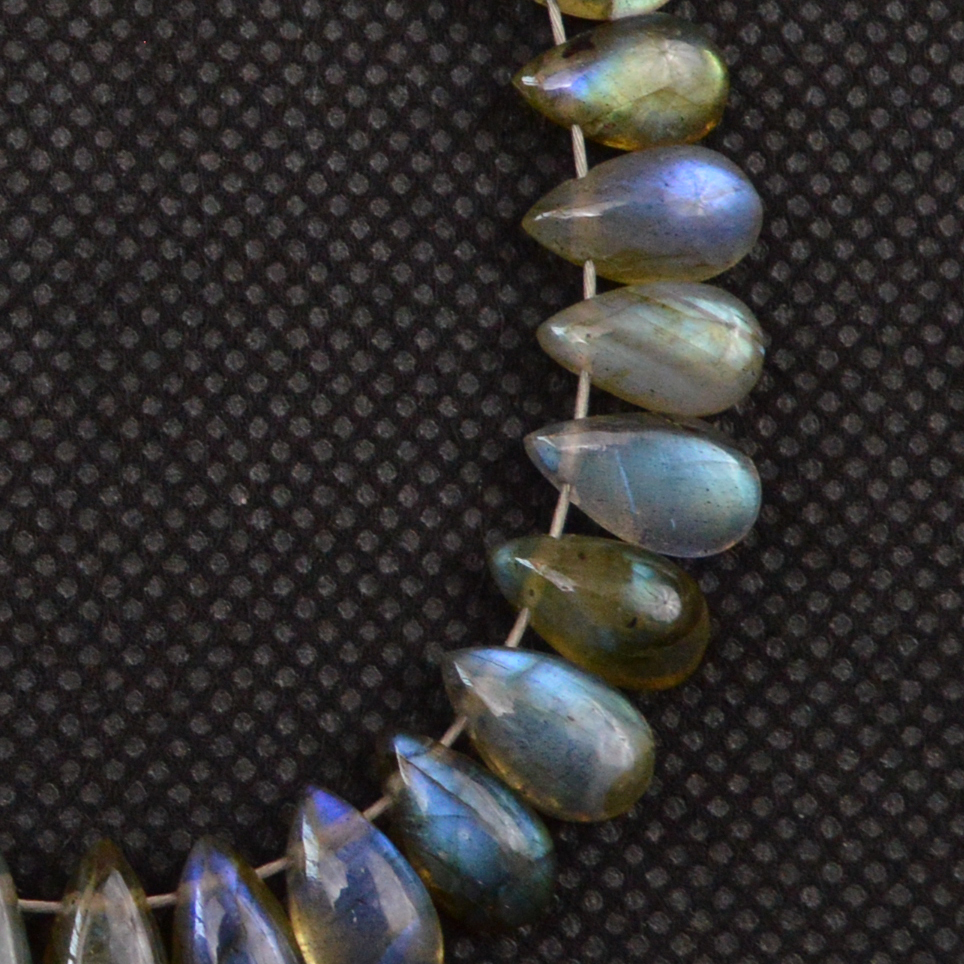 31 Pcs 60 Cts Natural Labradorite Drop Beads Side Drilled Briolette Gemstone 11x3 6x3mm 18643