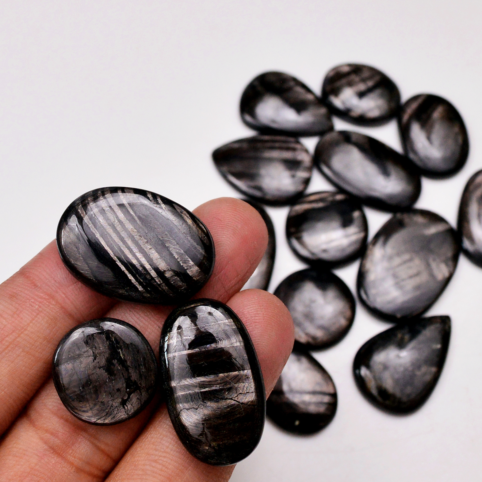 15 Pcs 309 Cts Natural Hypersthene Gemstone Cabochon Lot 32x19 18x18mm 18968