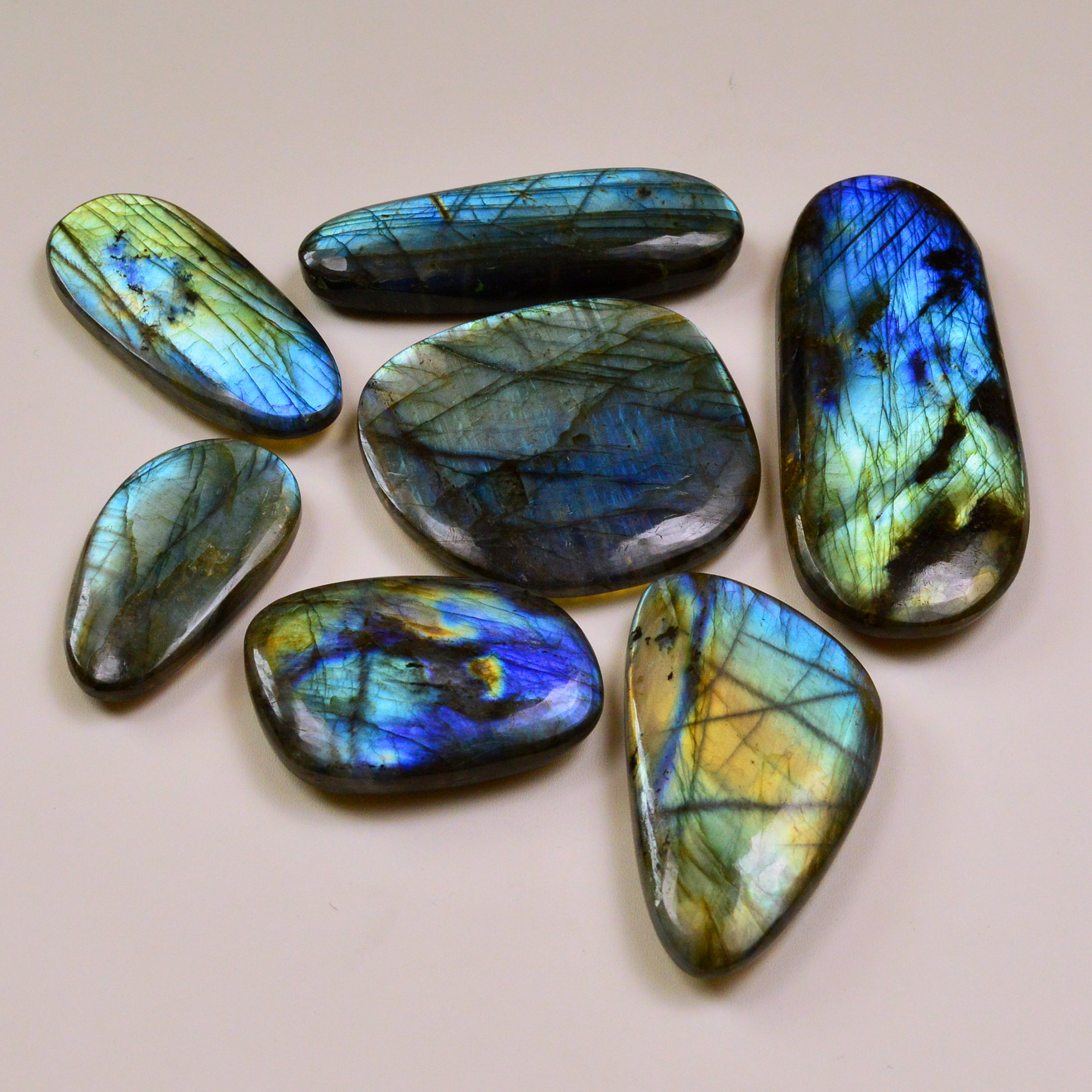 7 Pcs 1707Cts Natural Labradorite Palm Stone Briolette Cabochons Gemstone Lot 100x36 50x26mm 19475