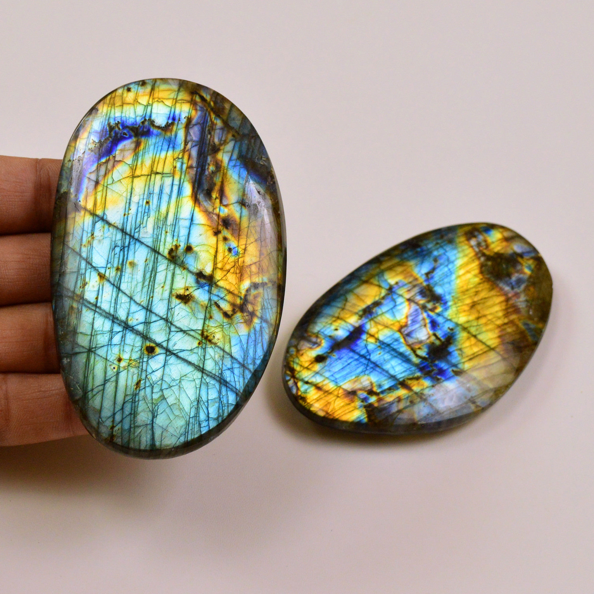 2 Pcs 1228Cts Natural Labradorite Palm Stone Briolette Cabochons Gemstone Lot 96x53 92x52 mm 19486