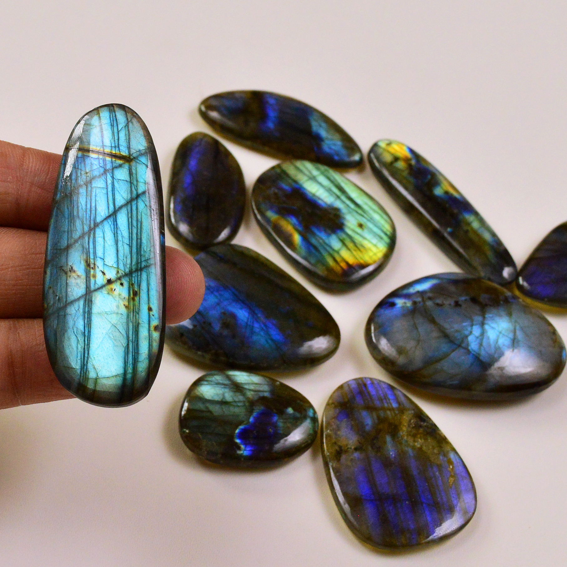 10 Pcs 633Cts Natural Labradorite Palm Stone Briolette Cabochons Gemstone Lot 49x12 27x20mm 19487