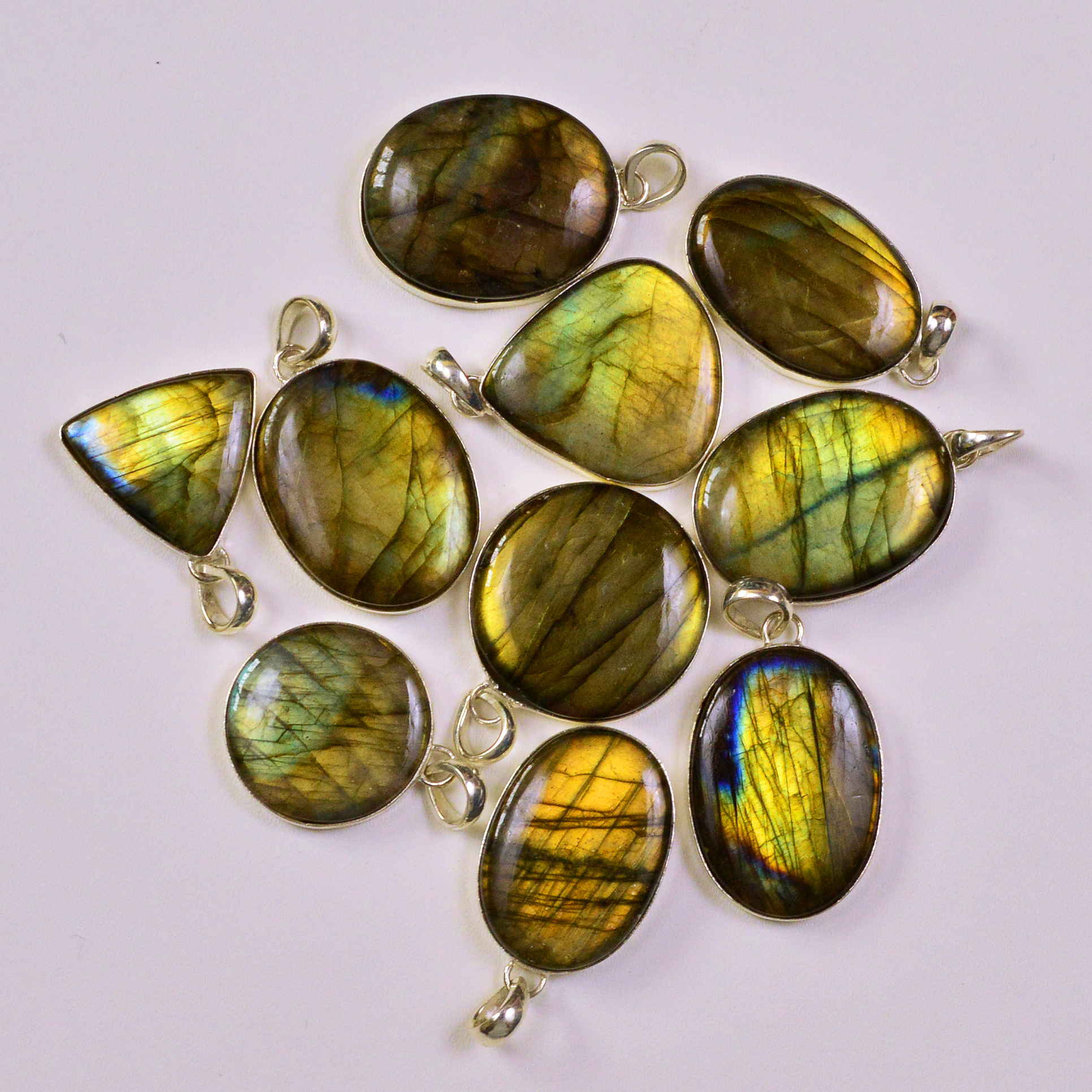 10 Pcs 312Cts  Labradorite Gemstone Silver Plated Pendant 25x20 16x18mm 19489