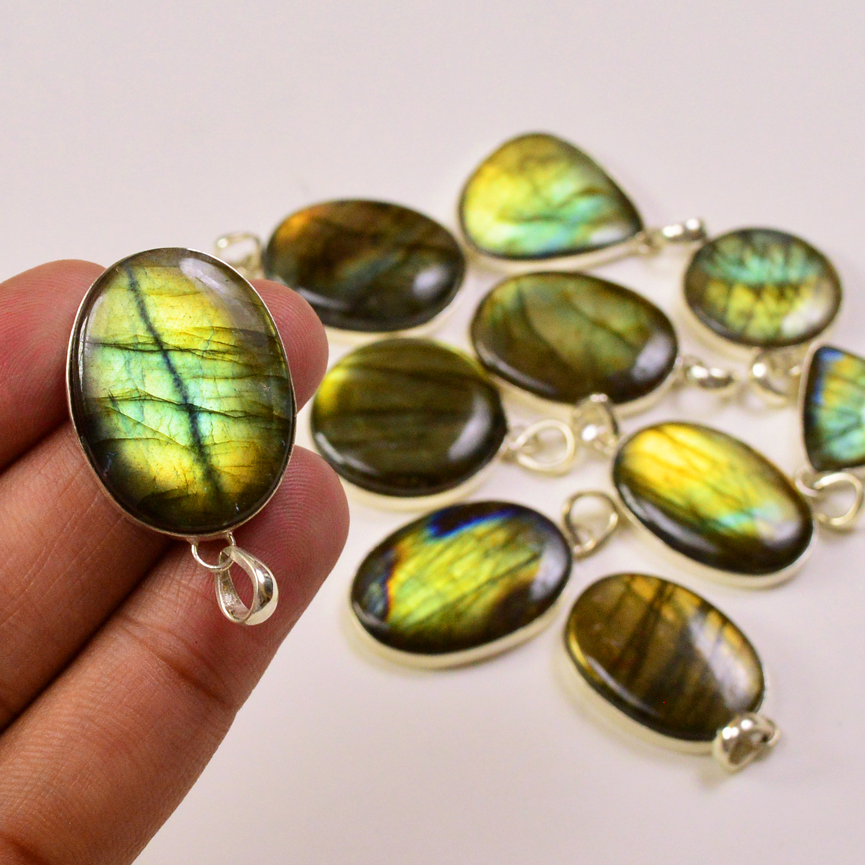 10 Pcs 312Cts  Labradorite Gemstone Silver Plated Pendant 25x20 16x18mm 19489