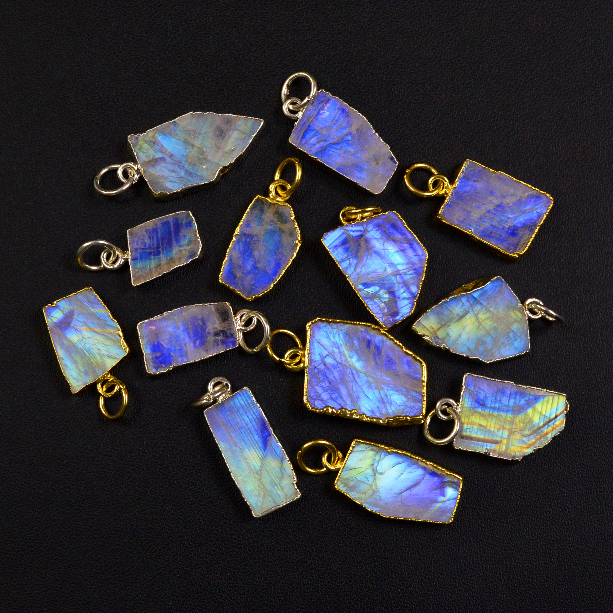 13 Pcs 104Cts   Rainbow Moonstone Gemstone Gold  Silver Pendant for Jewellery Making  16x6 8x6mm 19495