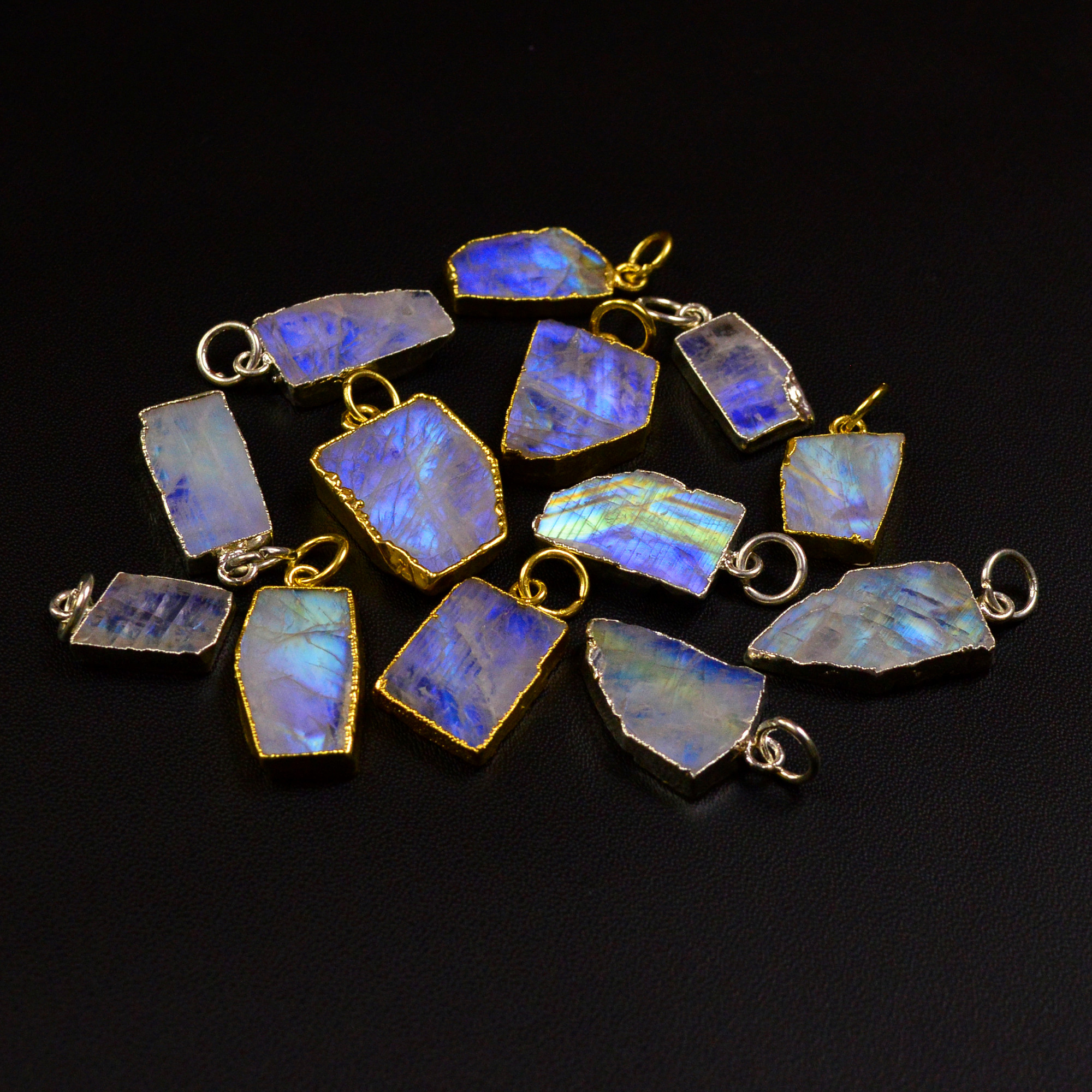 13 Pcs 104Cts Rainbow Moonstone Gemstone Gold Silver Pendant for Jewellery Making 16x6 8x6mm 19495