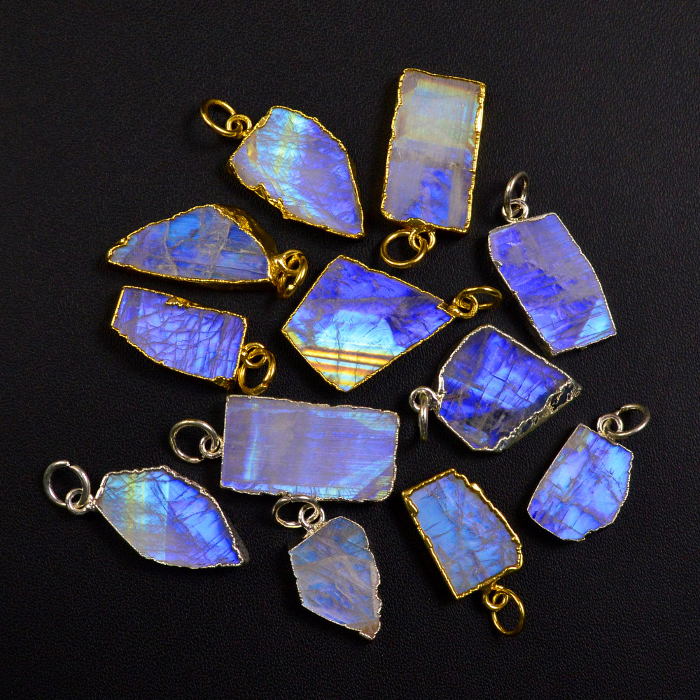 Image of 12 Pcs 113Cts   Rainbow Moonstone Gemstone Gold &amp; Silver Pendant for Jewellery Making  20x10 12x9mm #19496