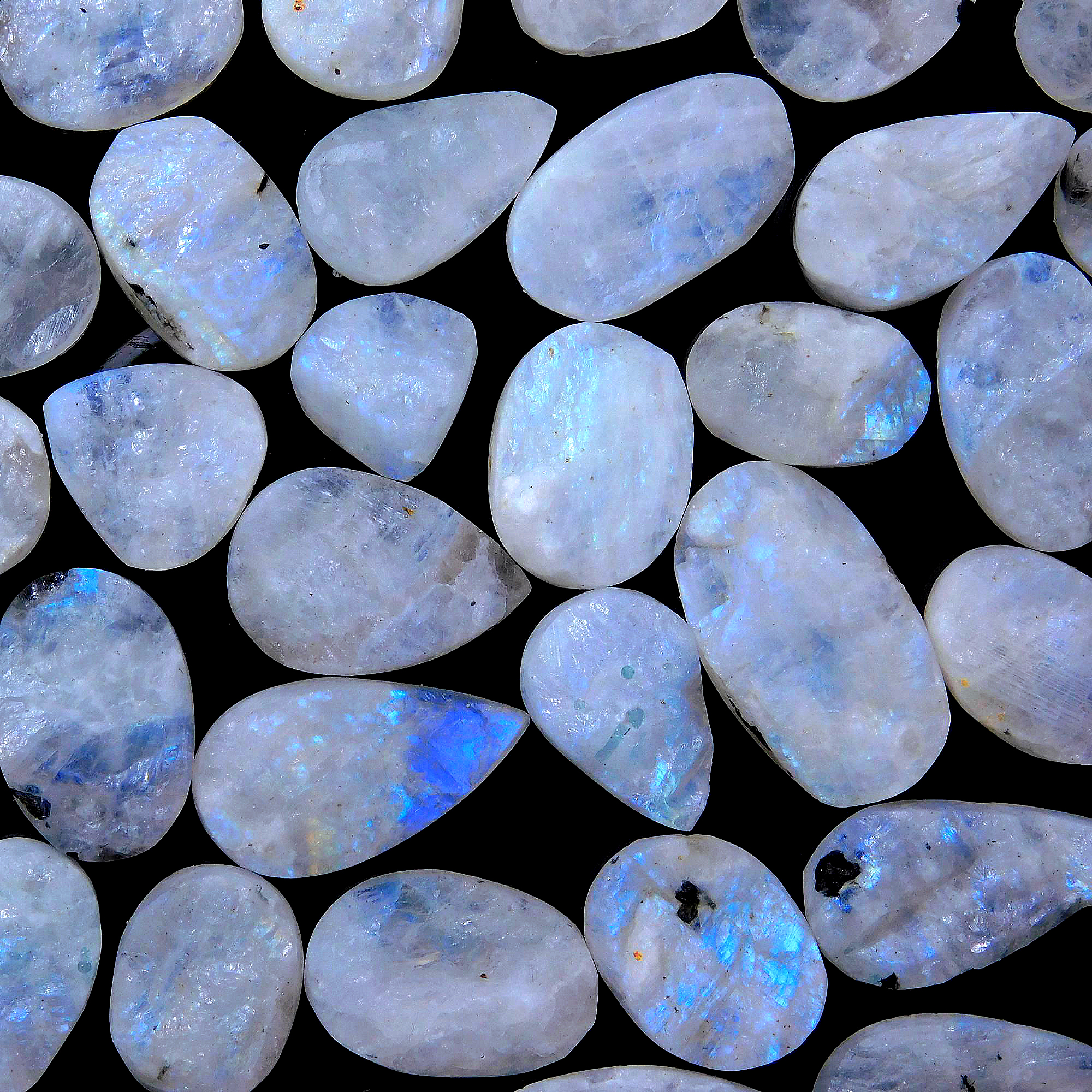 40 Pcs Natural Moonstone Druzy 632cts Unpolished Rough Loose Gemstone Wholesale Lot Size 27x15 14x14mm