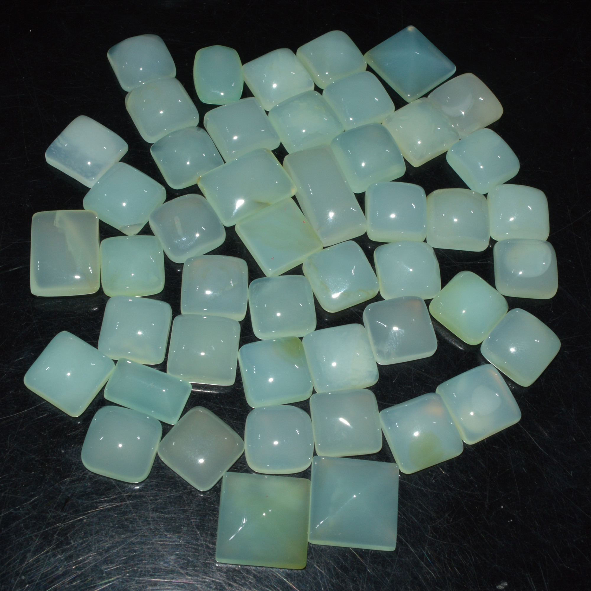 47 Pcs 395Cts Natural Green Chalcedony Cabochon Gemstone Handmade Jewelry Making Healing Crystals Lot 14x14 10x10mm 3590