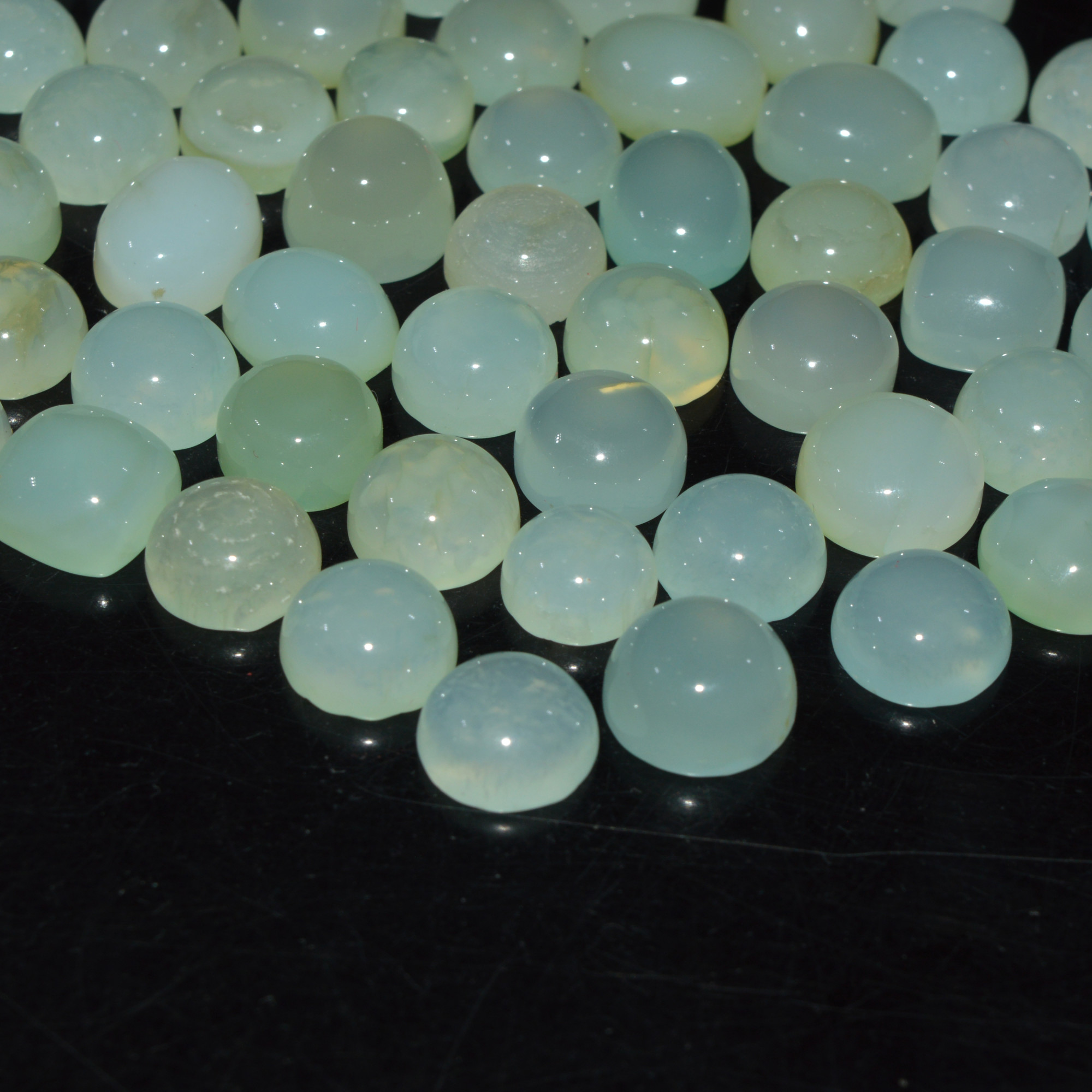 63 Pcs 212Cts Natural Green Chalcedony Cabochon Gemstone Handmade Jewelry Making Healing Crystals Lot 10x10 5x5mm 3592