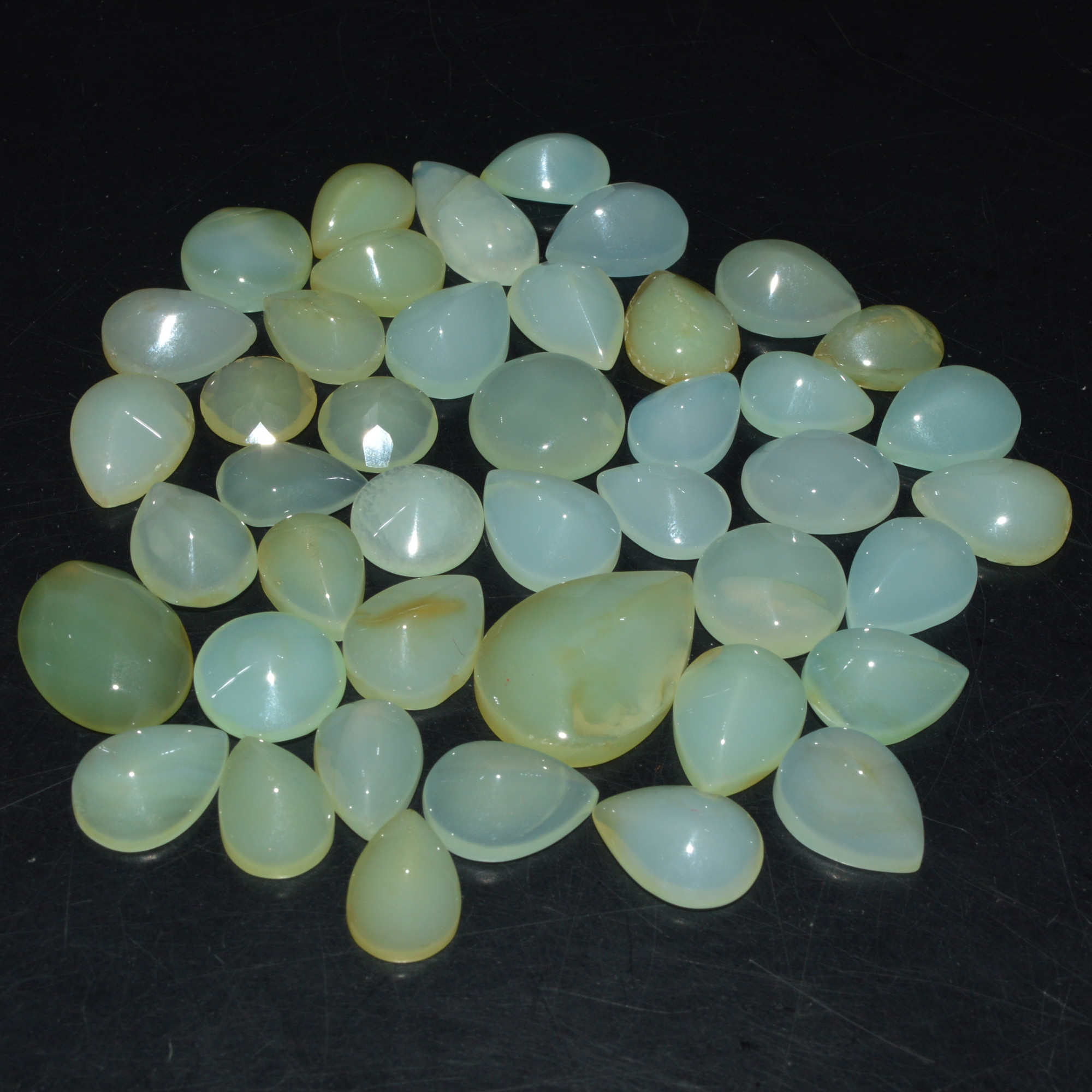 43 Pcs 310Cts Natural Green Chalcedony Cabochon Gemstone Handmade Jewelry Making Healing Crystals Lot 23x15 10x10mm 3595