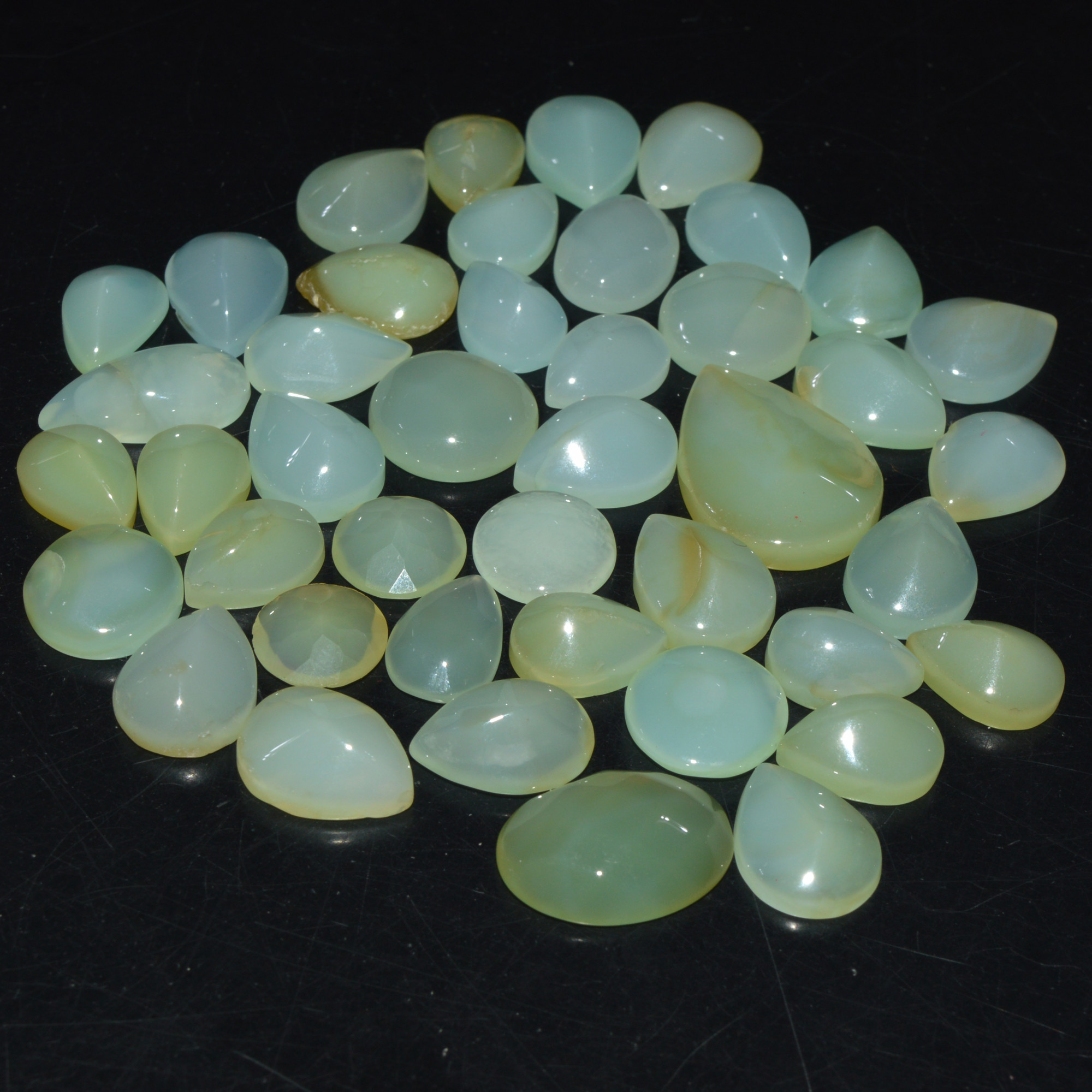 43 Pcs 310Cts Natural Green Chalcedony Cabochon Gemstone Handmade Jewelry Making Healing Crystals Lot 23x15 10x10mm 3595