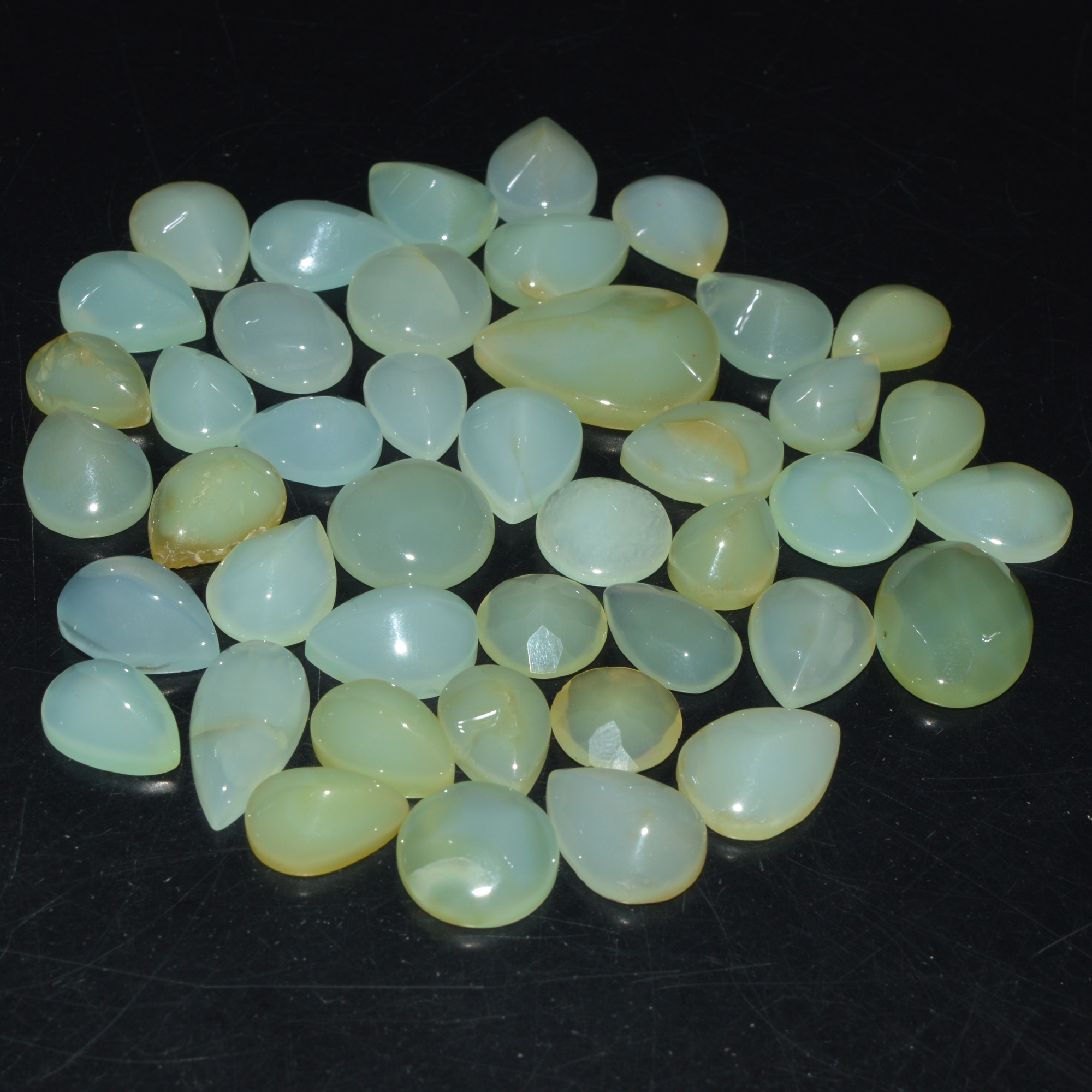 43 Pcs 310Cts Natural Green Chalcedony Cabochon Gemstone Handmade Jewelry Making Healing Crystals Lot 23x15 10x10mm 3595