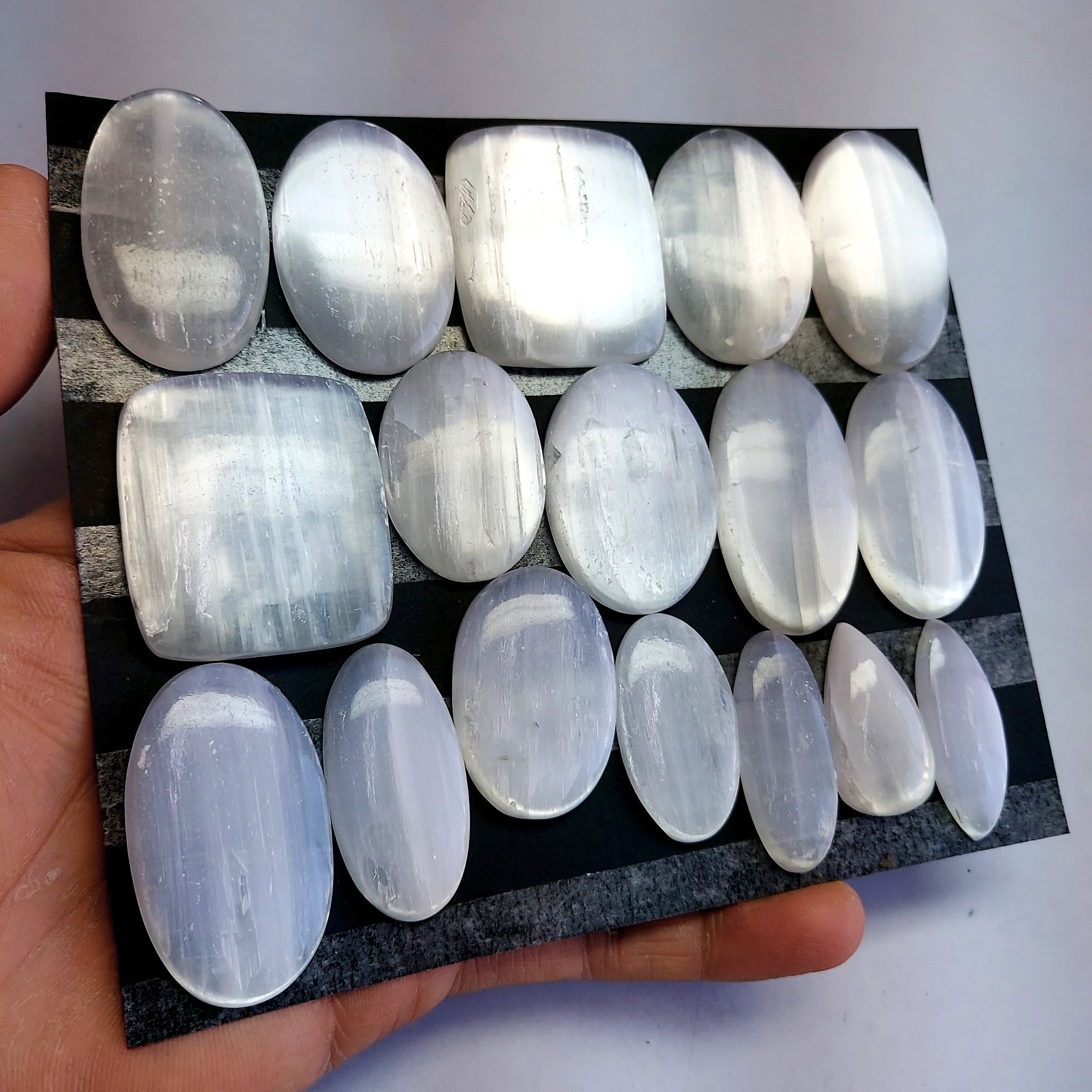 17pcs 865Cts Natural White Selenite Loose Cabochon Lot  Gemstone For Jewelry Wholesale Lot Size 40x38 30x16mm