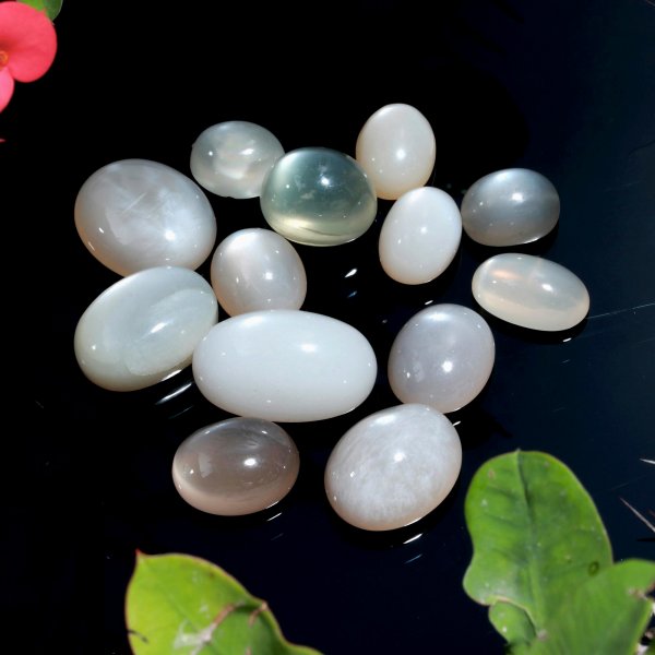 13 Pcs. 214Cts. Natural Grey Rainbow Moonstone polished Mix Cabochon Wholesale Loose Lot Size 22x13 14x12mm Gemstone for jewelry