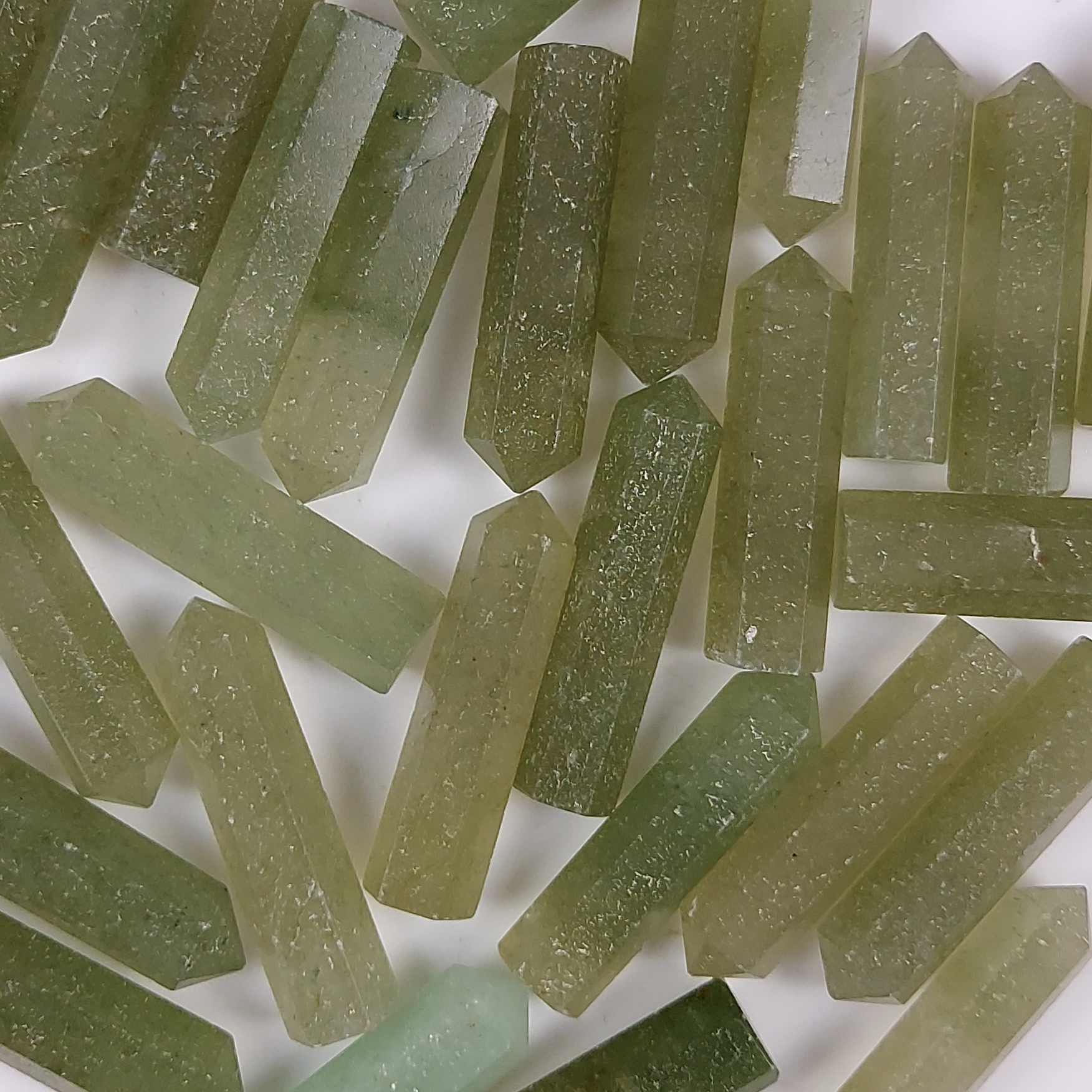 30Pcs 841Cts  Natural Green Aventurine Points Healing Crystals Pencil Gemstone Towers Aventurine Crystal Points Cabochon Gemstone Lot 39x7 32x5mmG-449