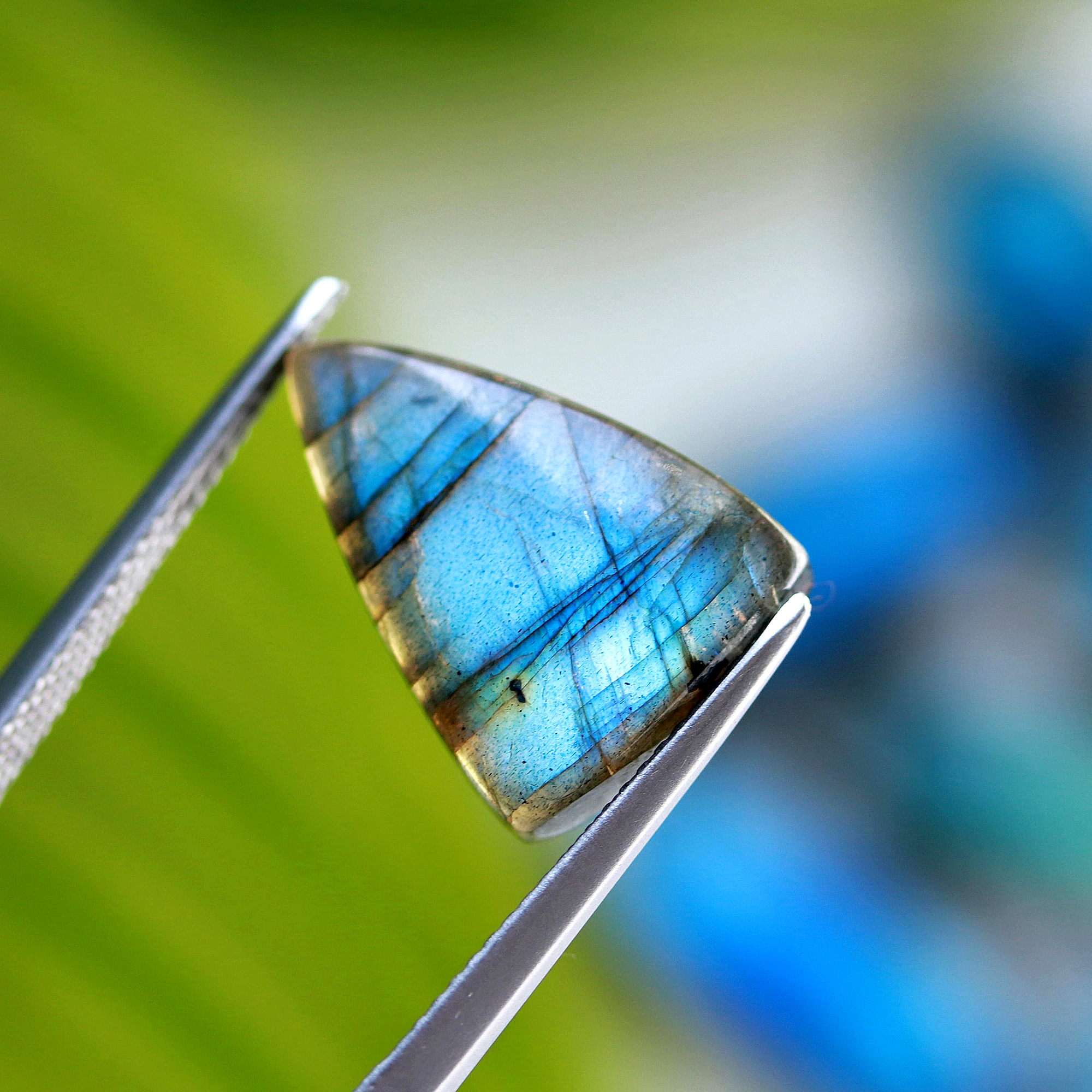 18 Pcs 199Cts lot Natural Blue Labradorite cabochon gemstone For Jewelry Making Crystal Cabochon Semi-Precious Labradorite Gemstone 27x11 12x12mm #5475