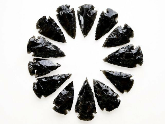 Obsidian arrowhead carving cabochon gemstone
